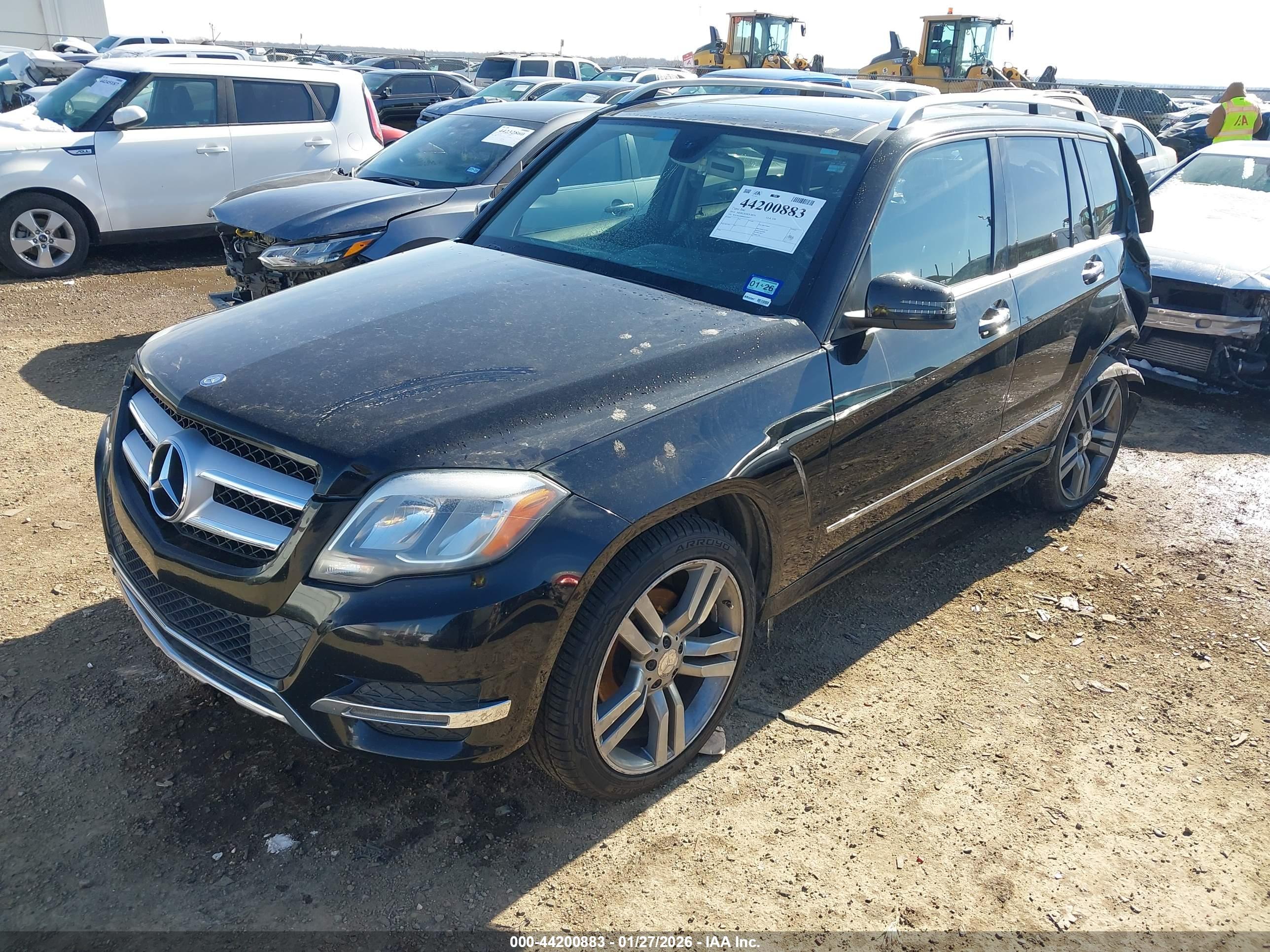 MERCEDES-BENZ GLK image 2