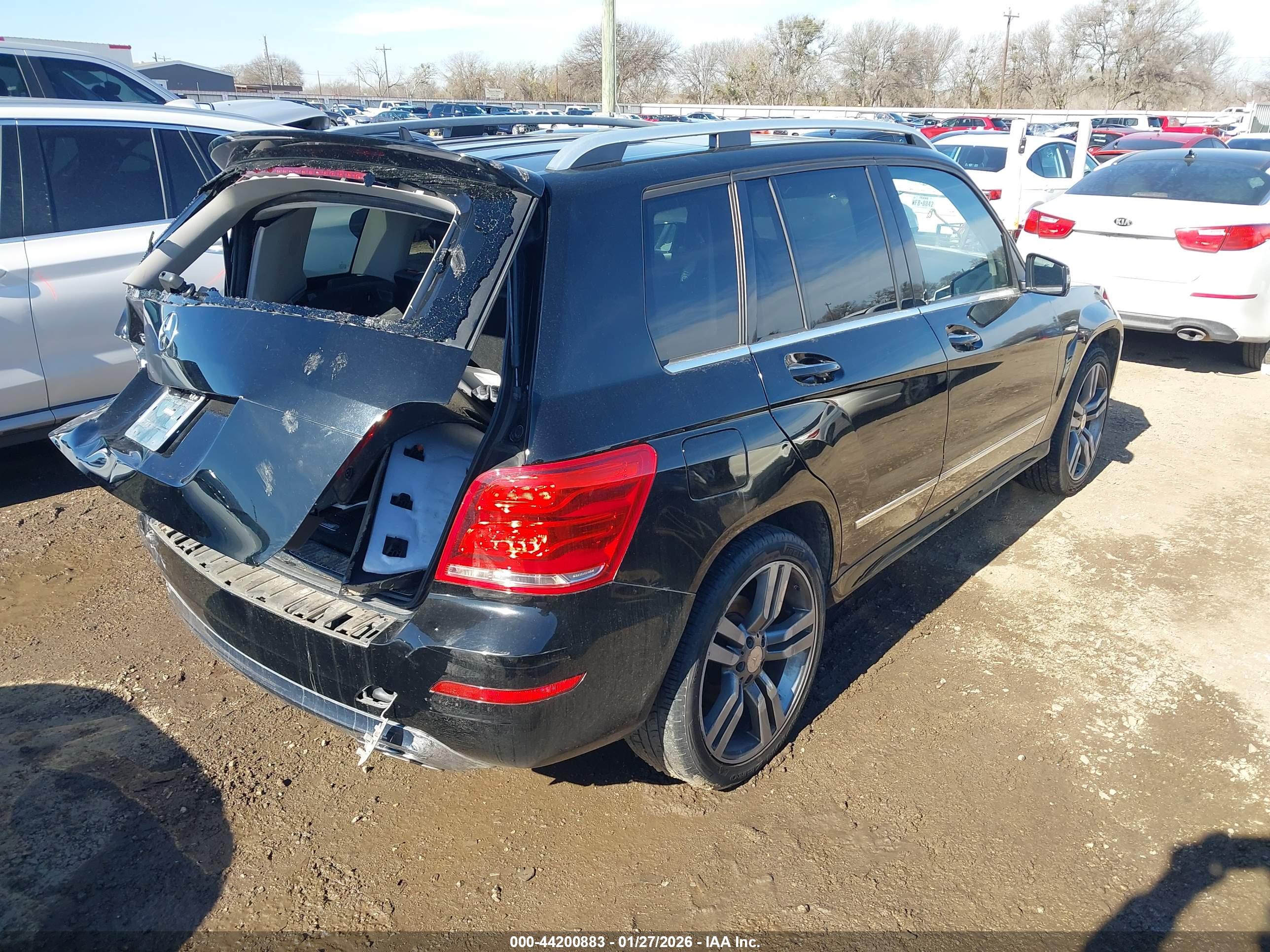 MERCEDES-BENZ GLK image 4