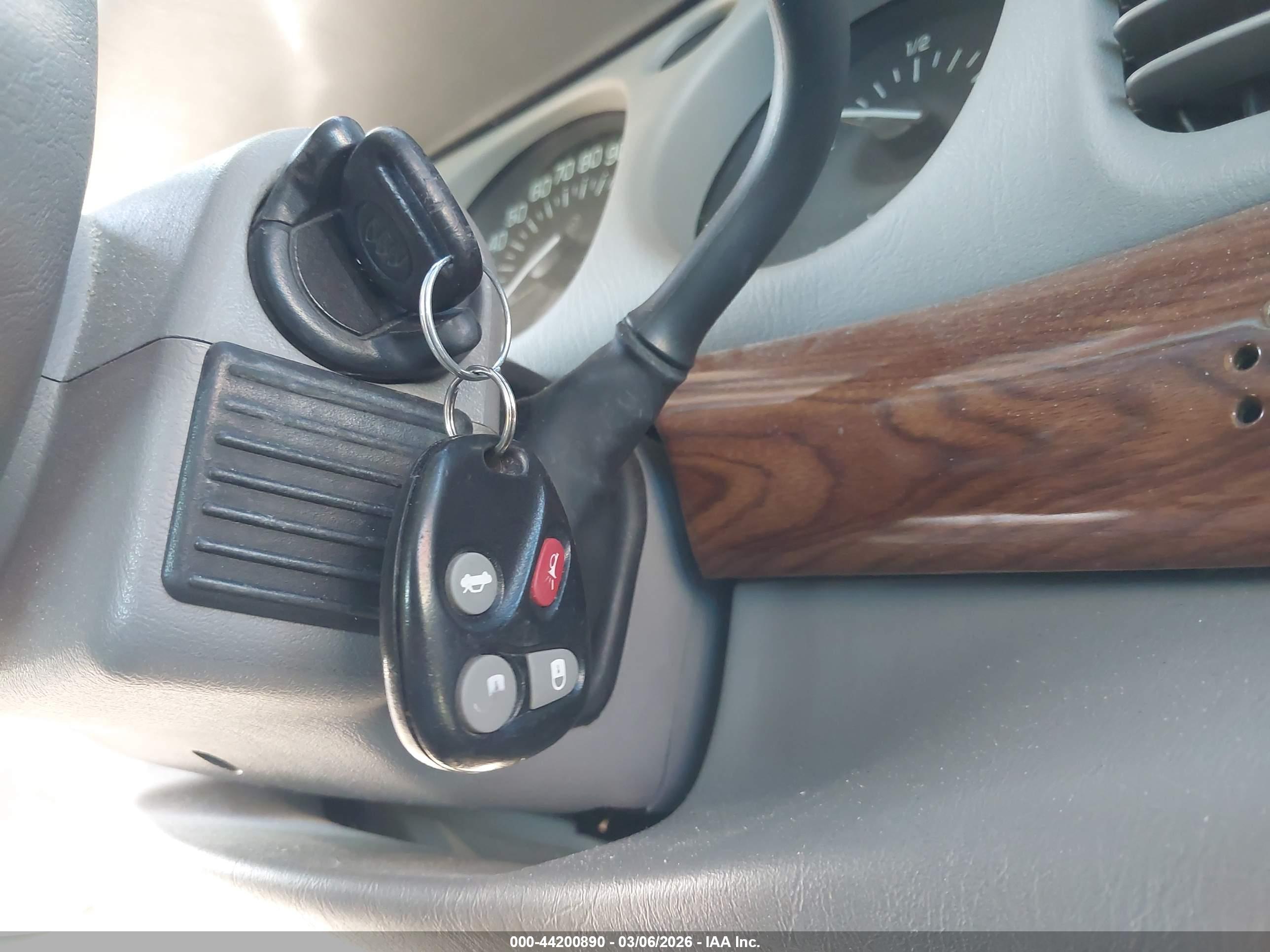 BUICK LESABRE image 11