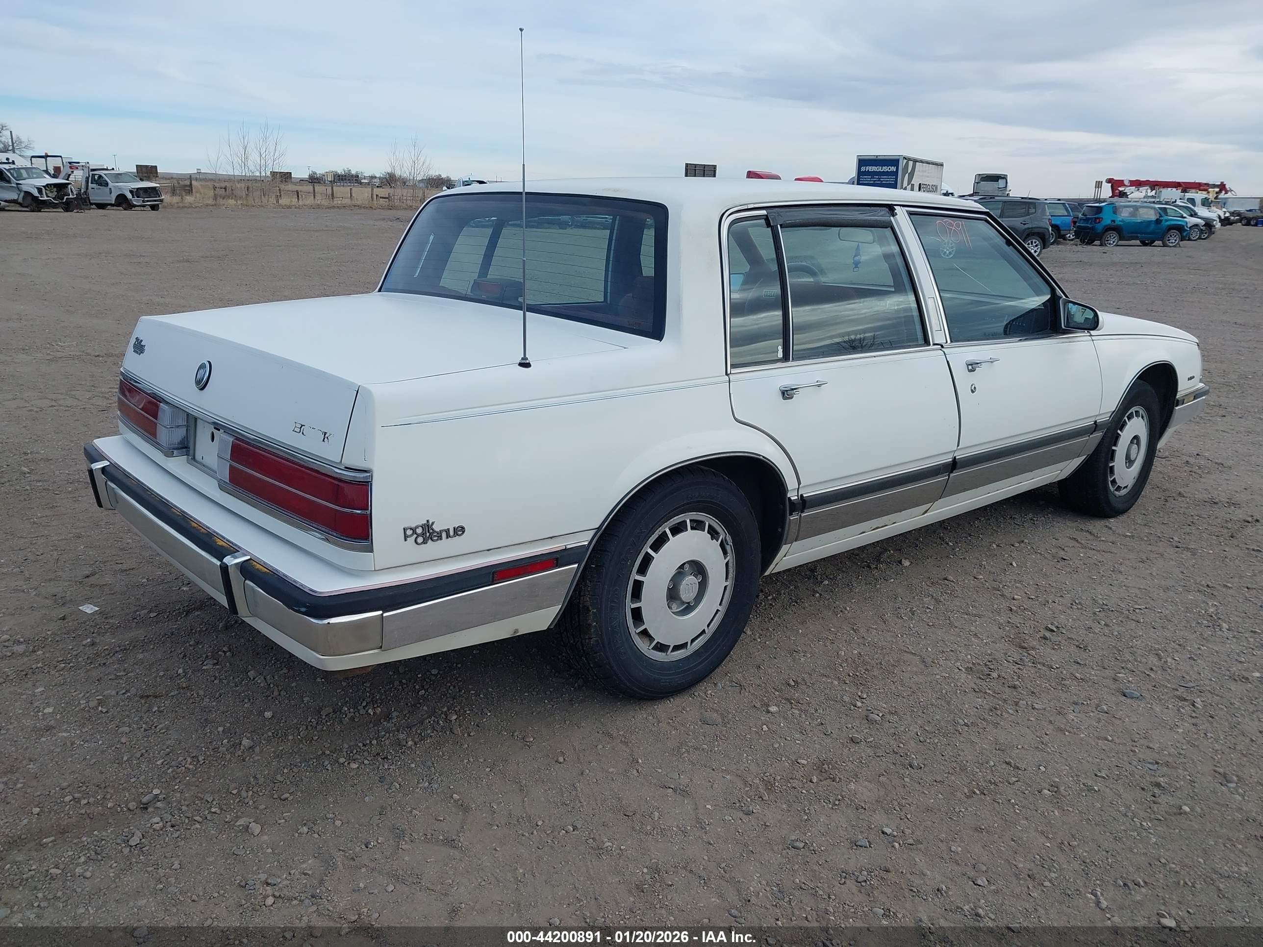 BUICK ELECTRA image 4