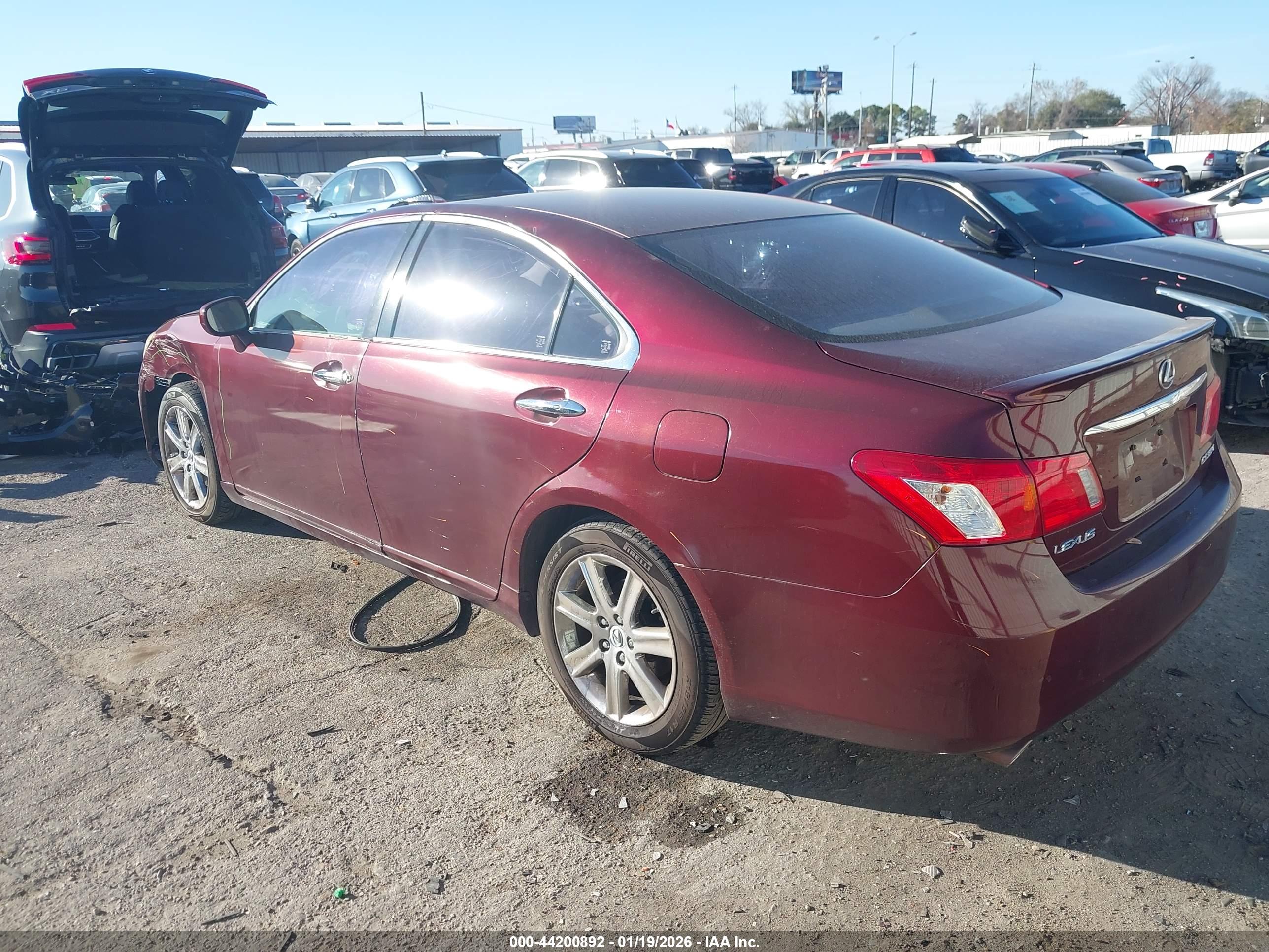 LEXUS ES image 3