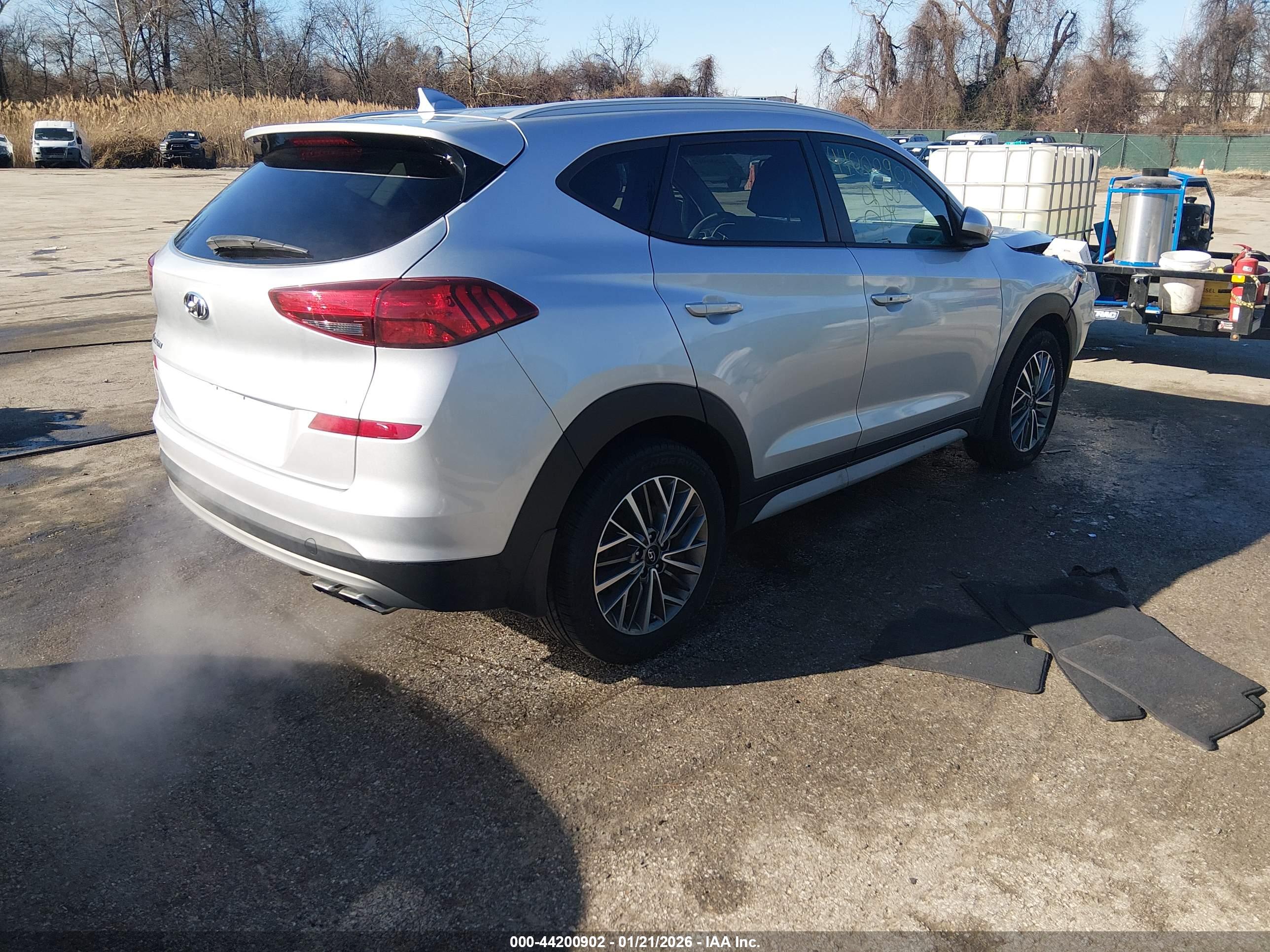 HYUNDAI TUCSON image 4