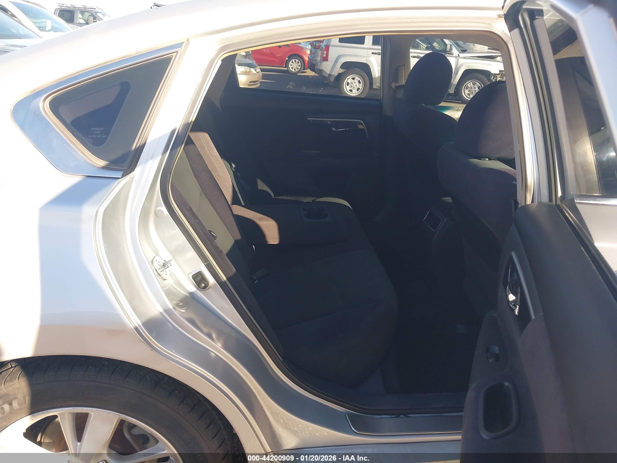 NISSAN ALTIMA image 8