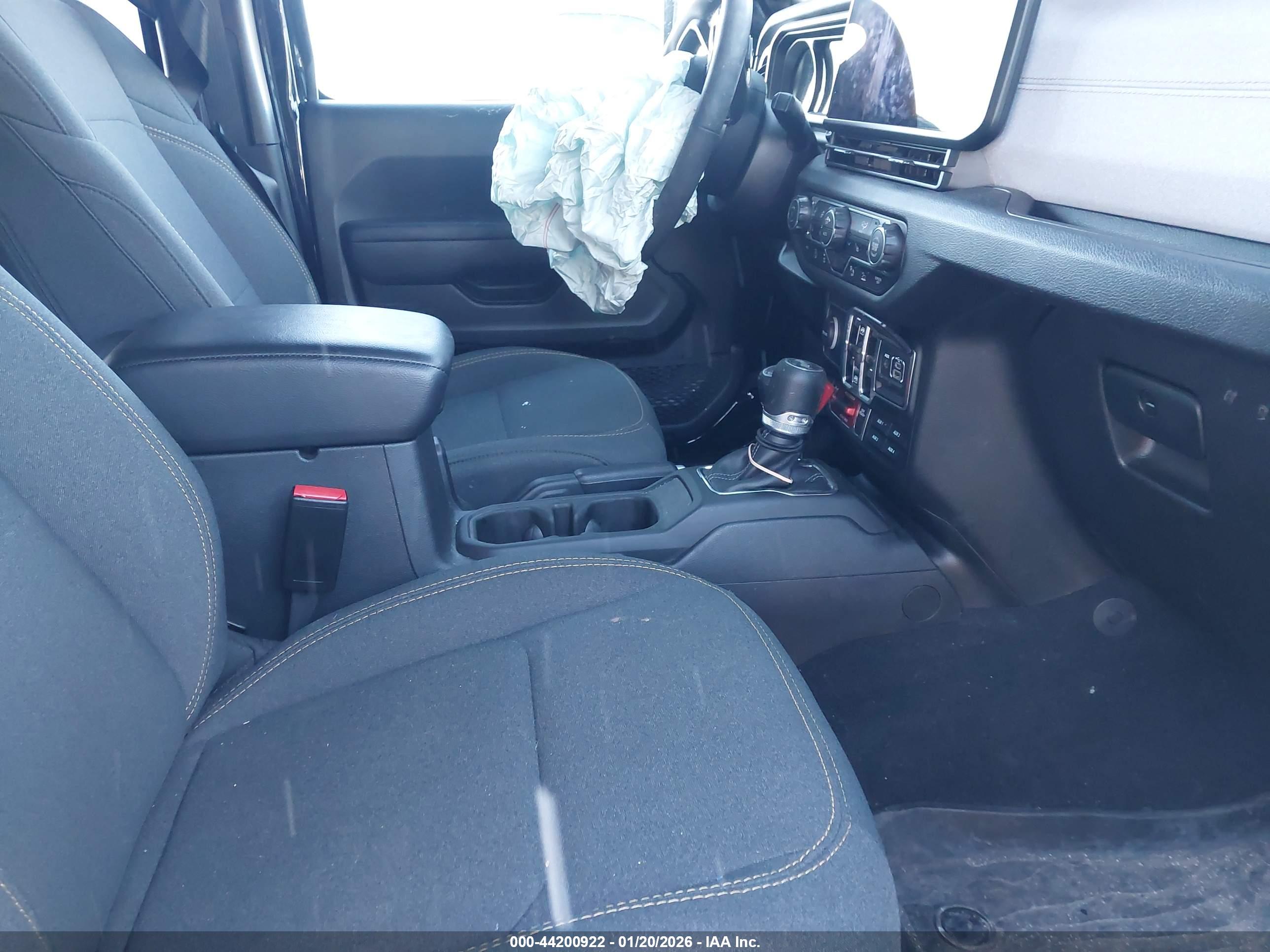 JEEP WRANGLER image 5