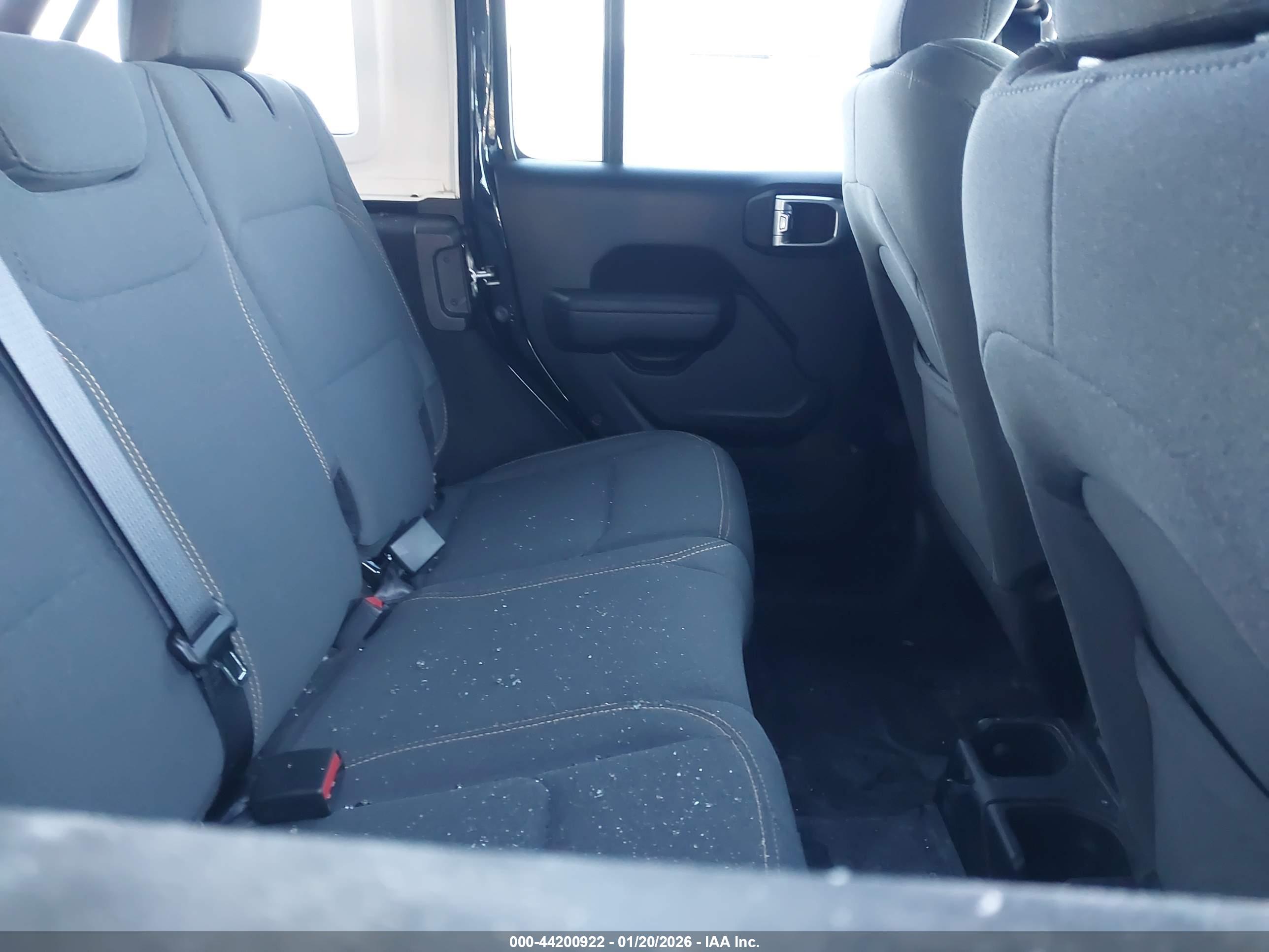 JEEP WRANGLER image 8