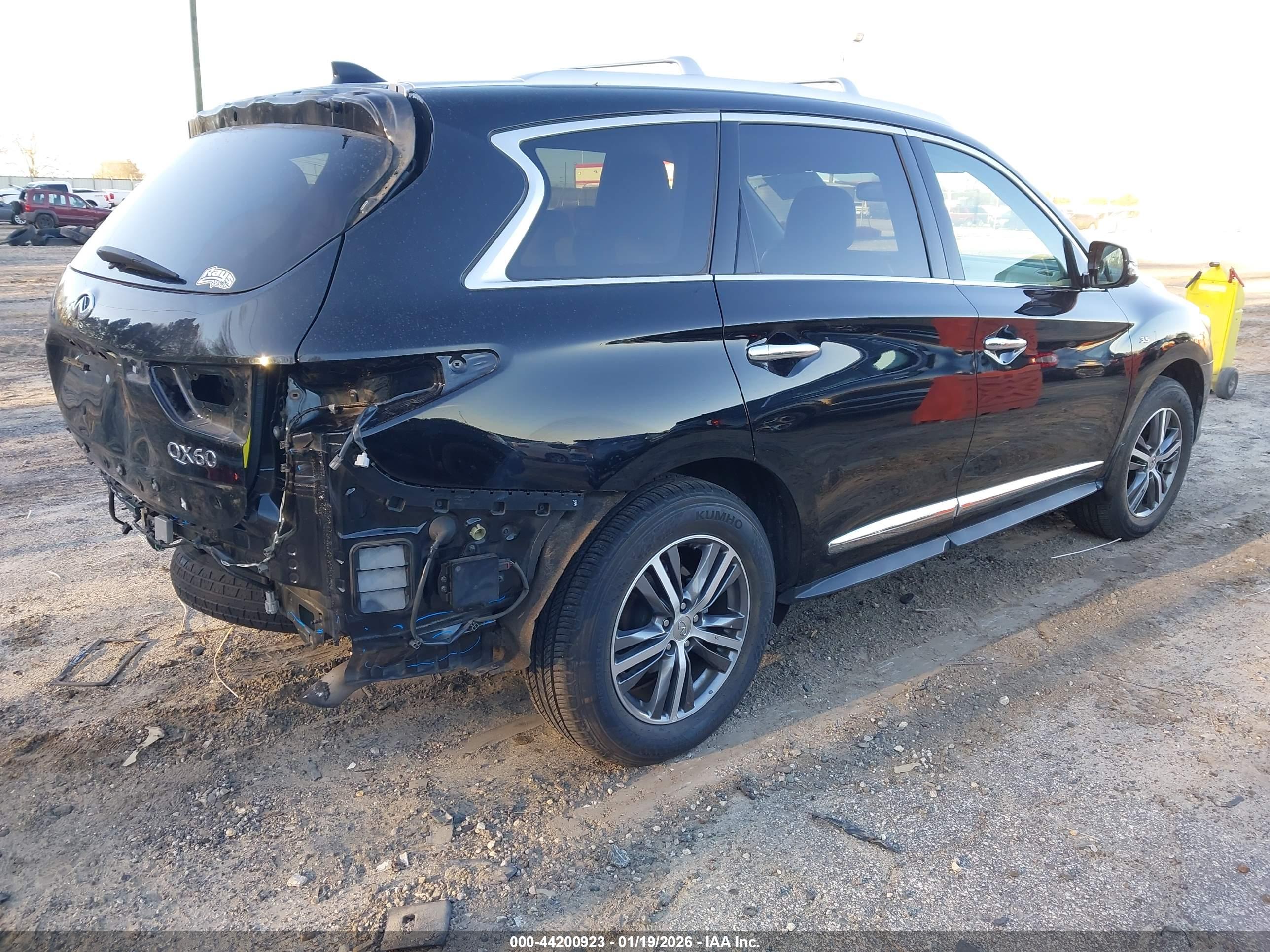 INFINITI QX60 image 4