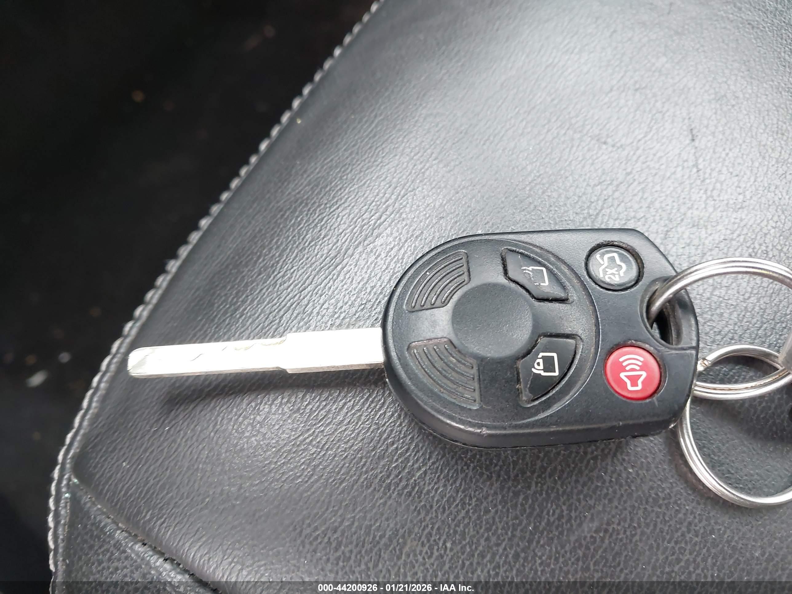 FORD ESCAPE image 11