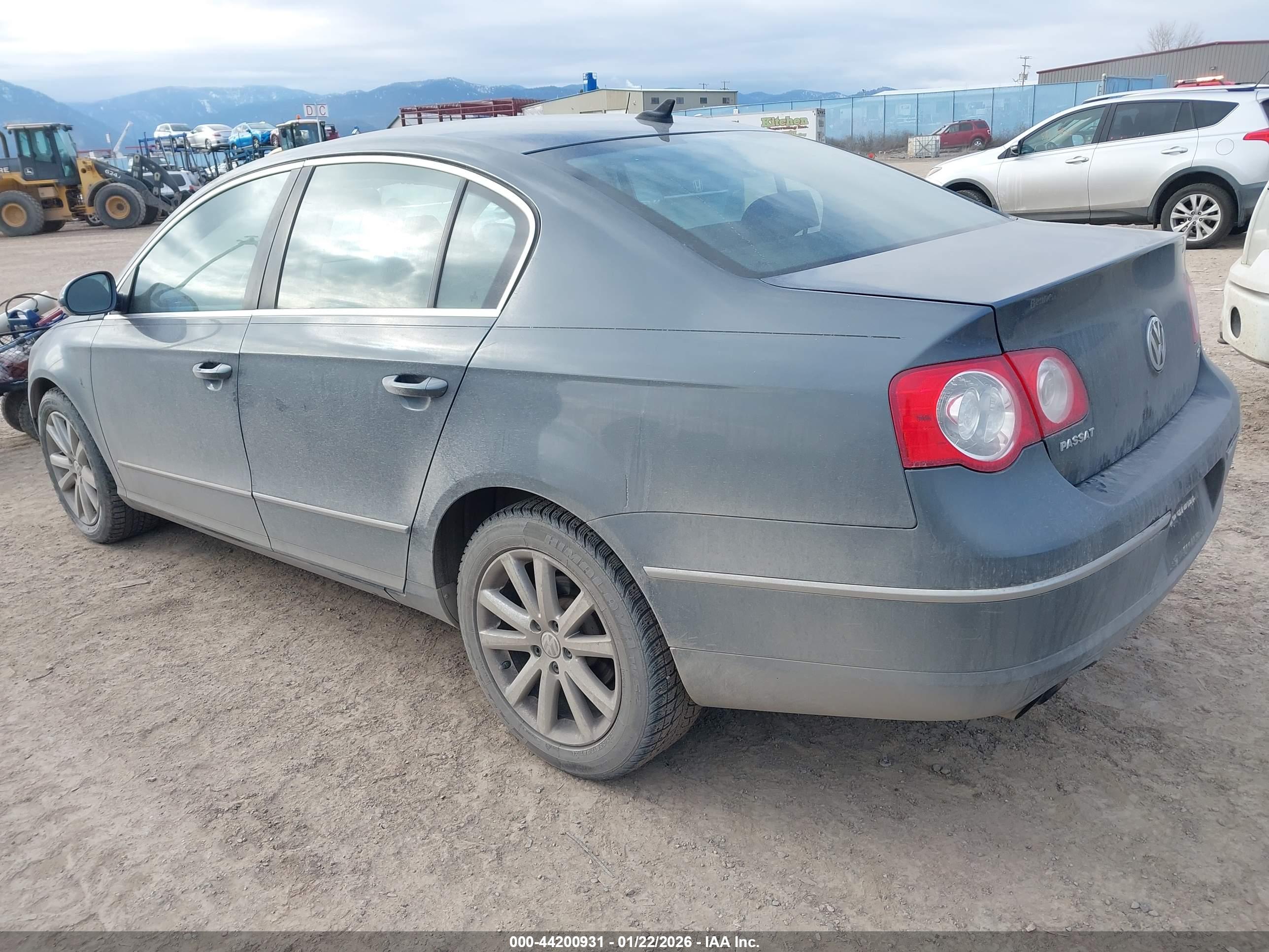 VOLKSWAGEN PASSAT image 3