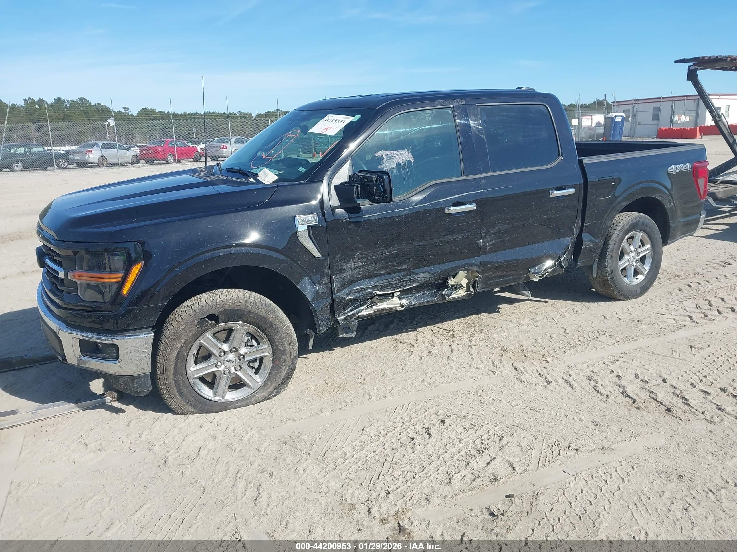 FORD F-150 image 2