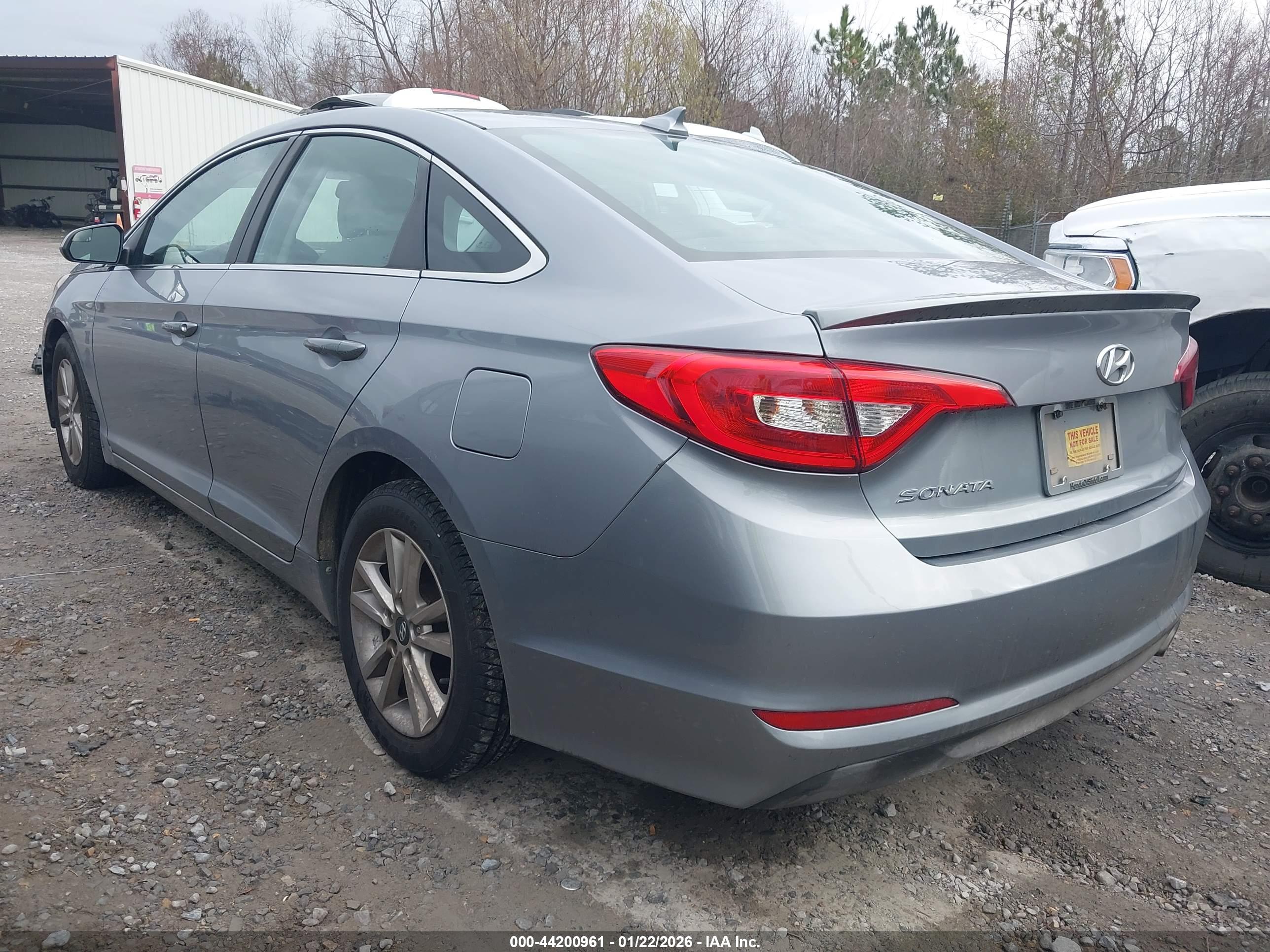 HYUNDAI SONATA image 6