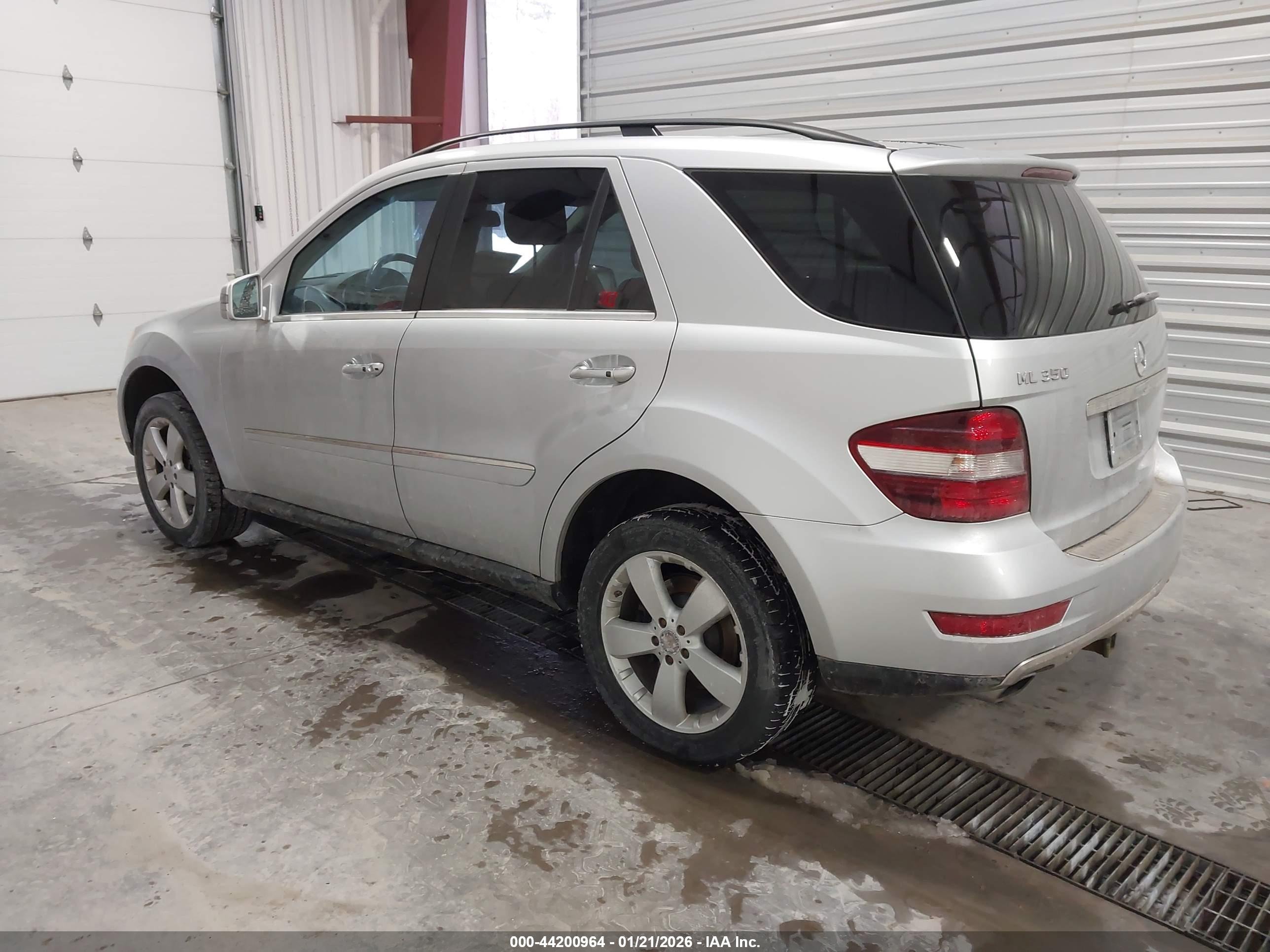 MERCEDES-BENZ ML image 3