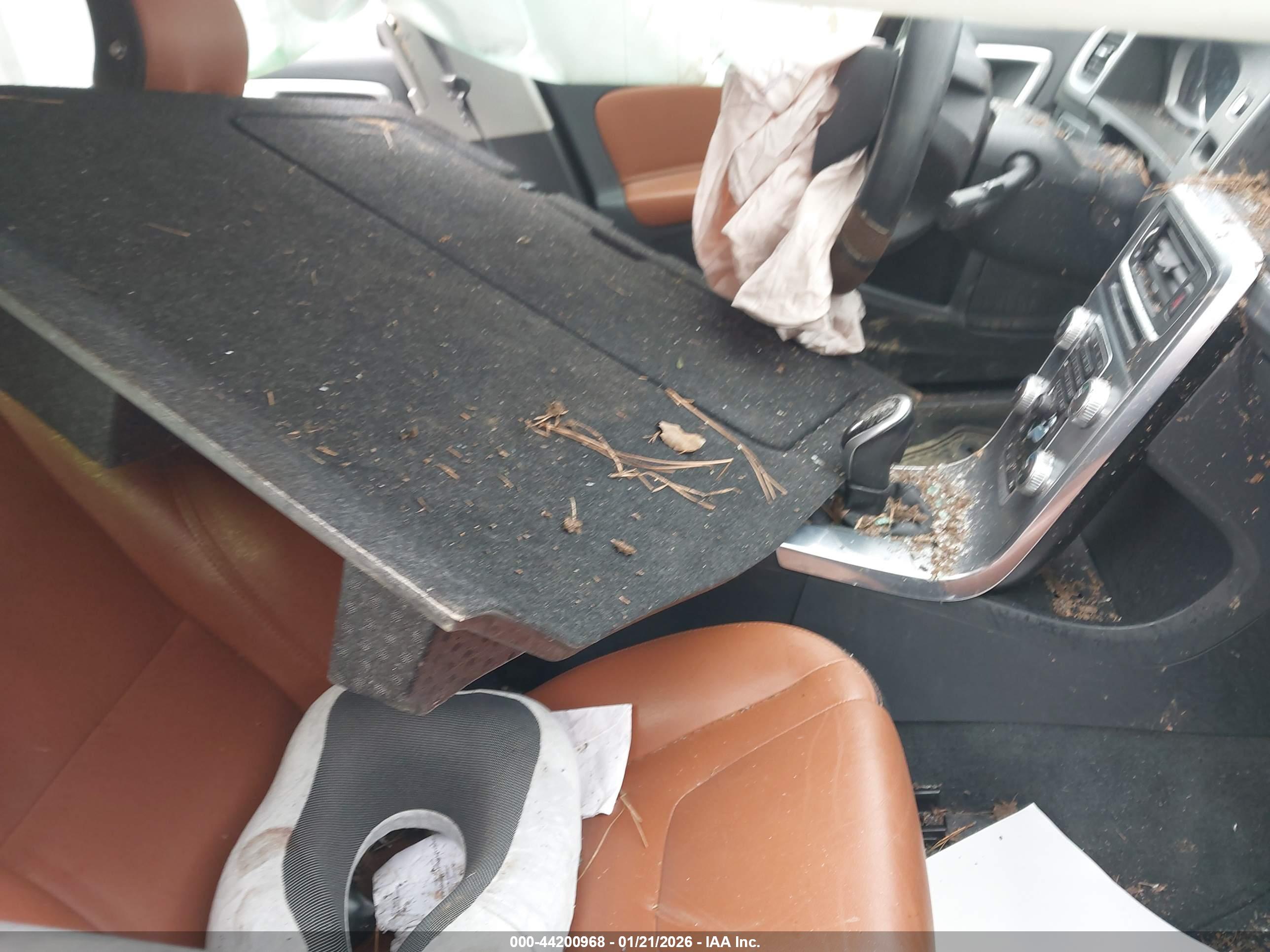 VOLVO S60 image 5