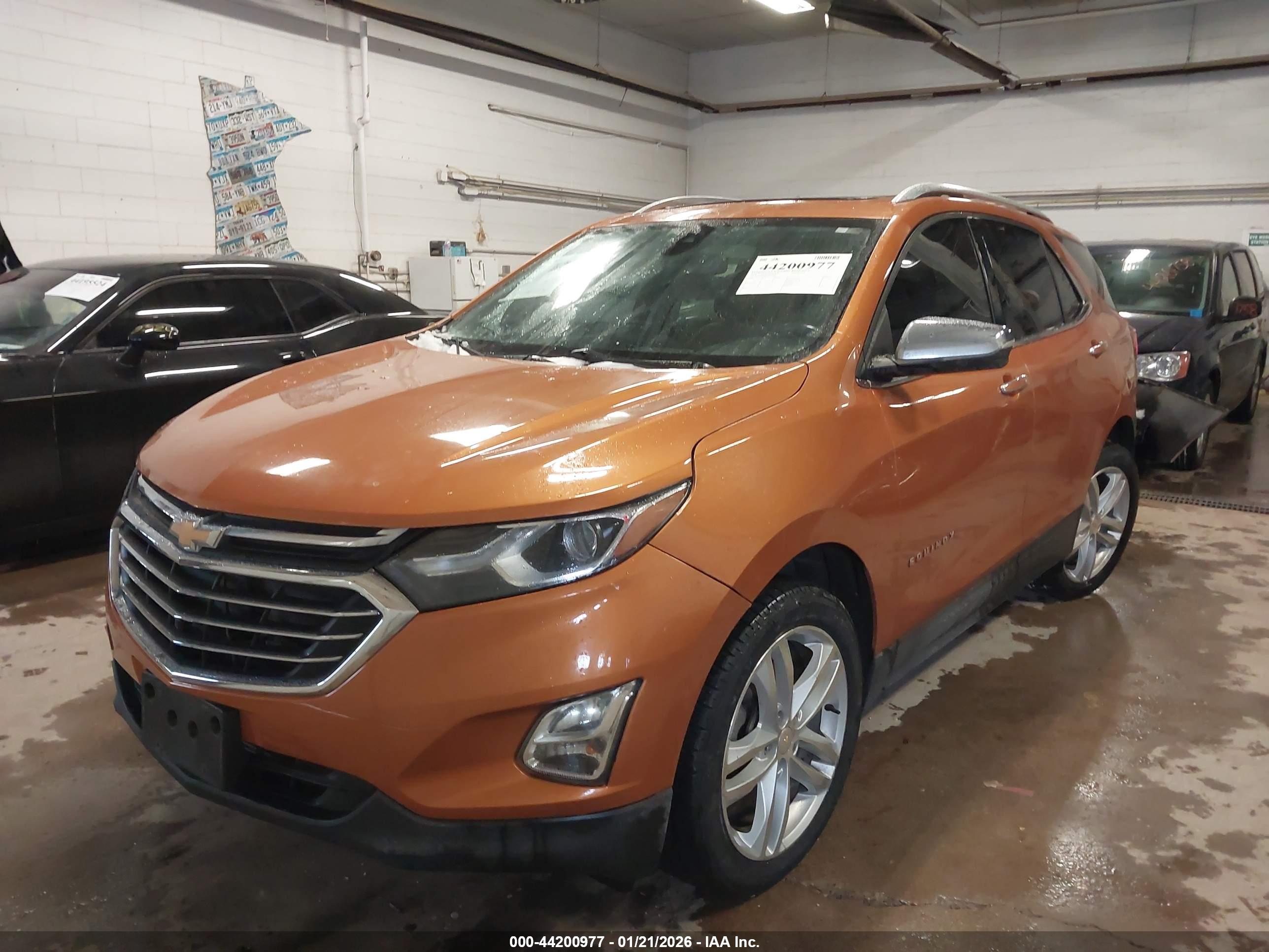 CHEVROLET EQUINOX image 2