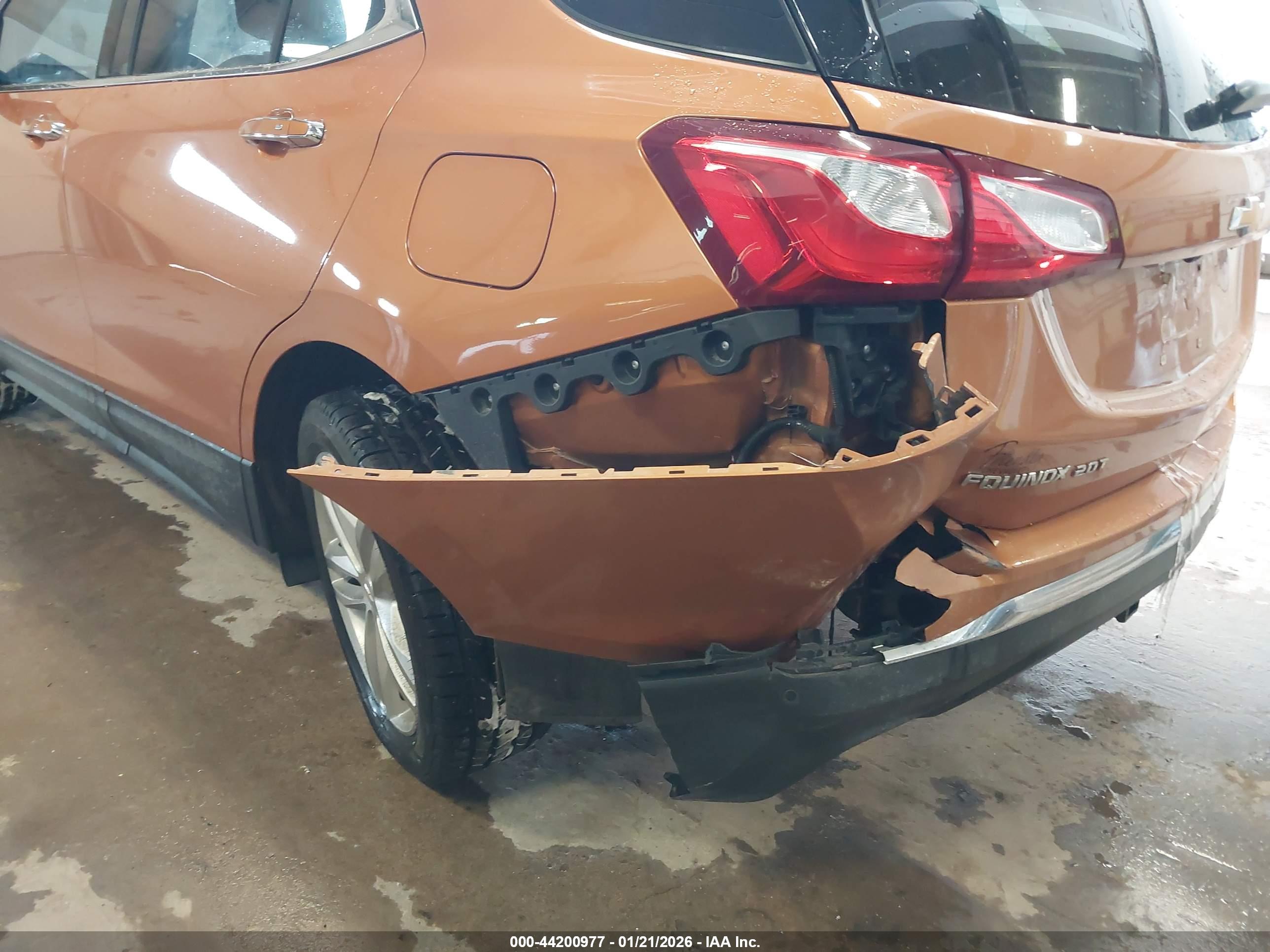 CHEVROLET EQUINOX image 6