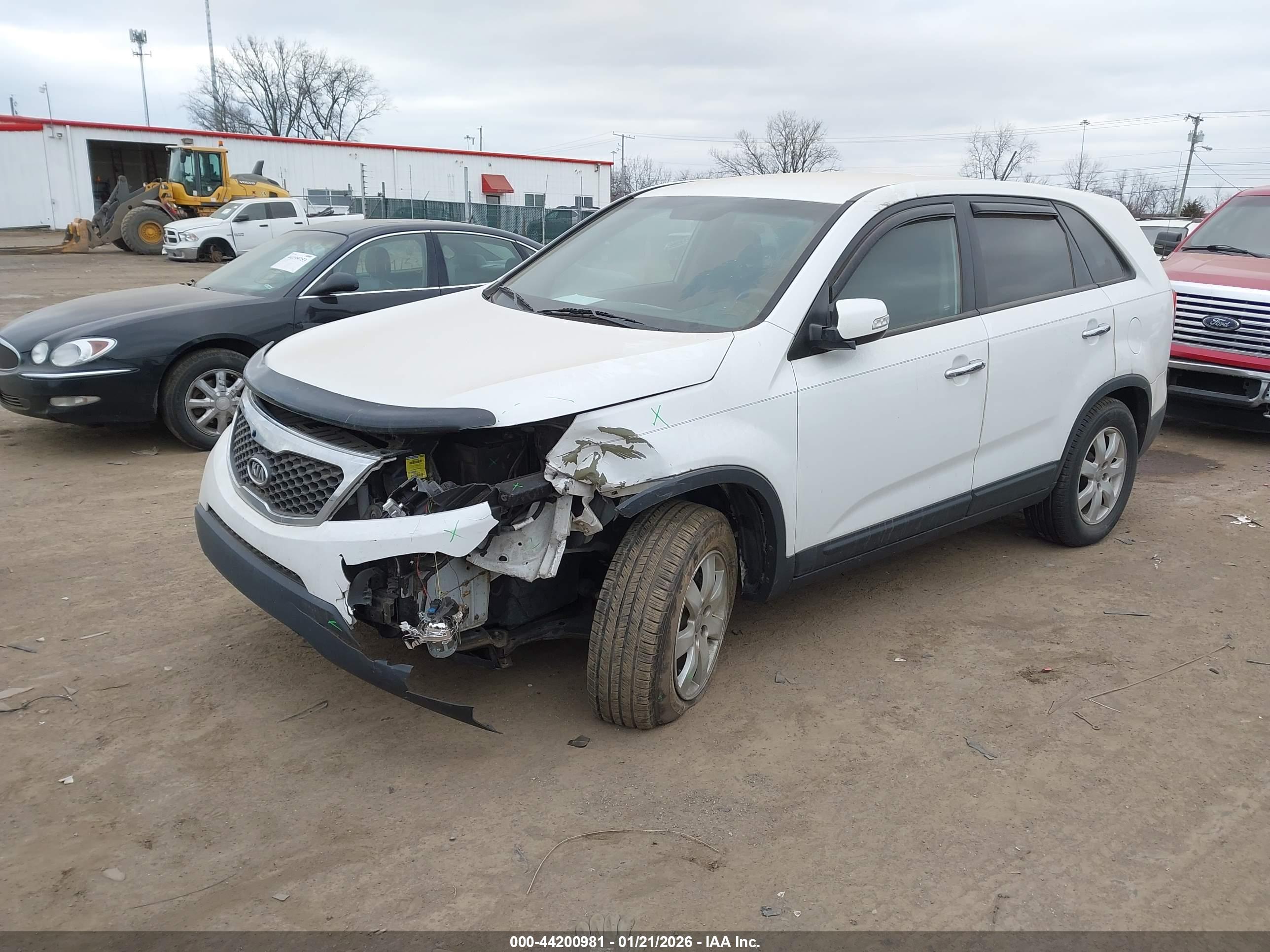 KIA SORENTO image 2