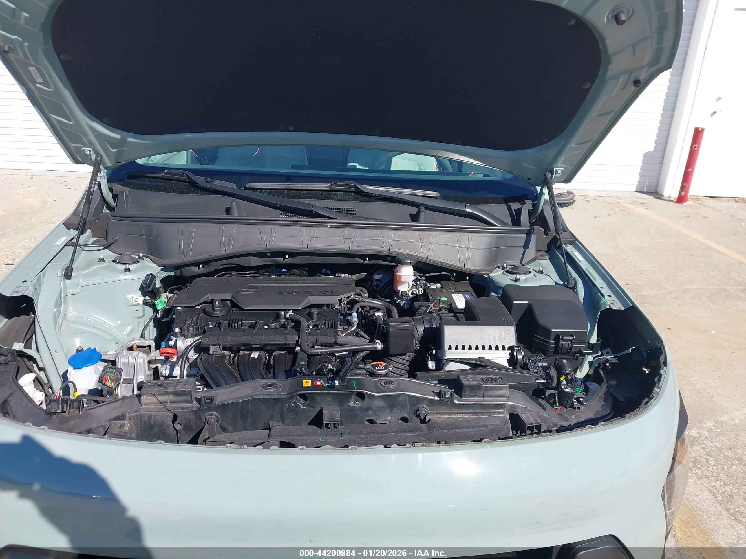 HYUNDAI KONA image 10