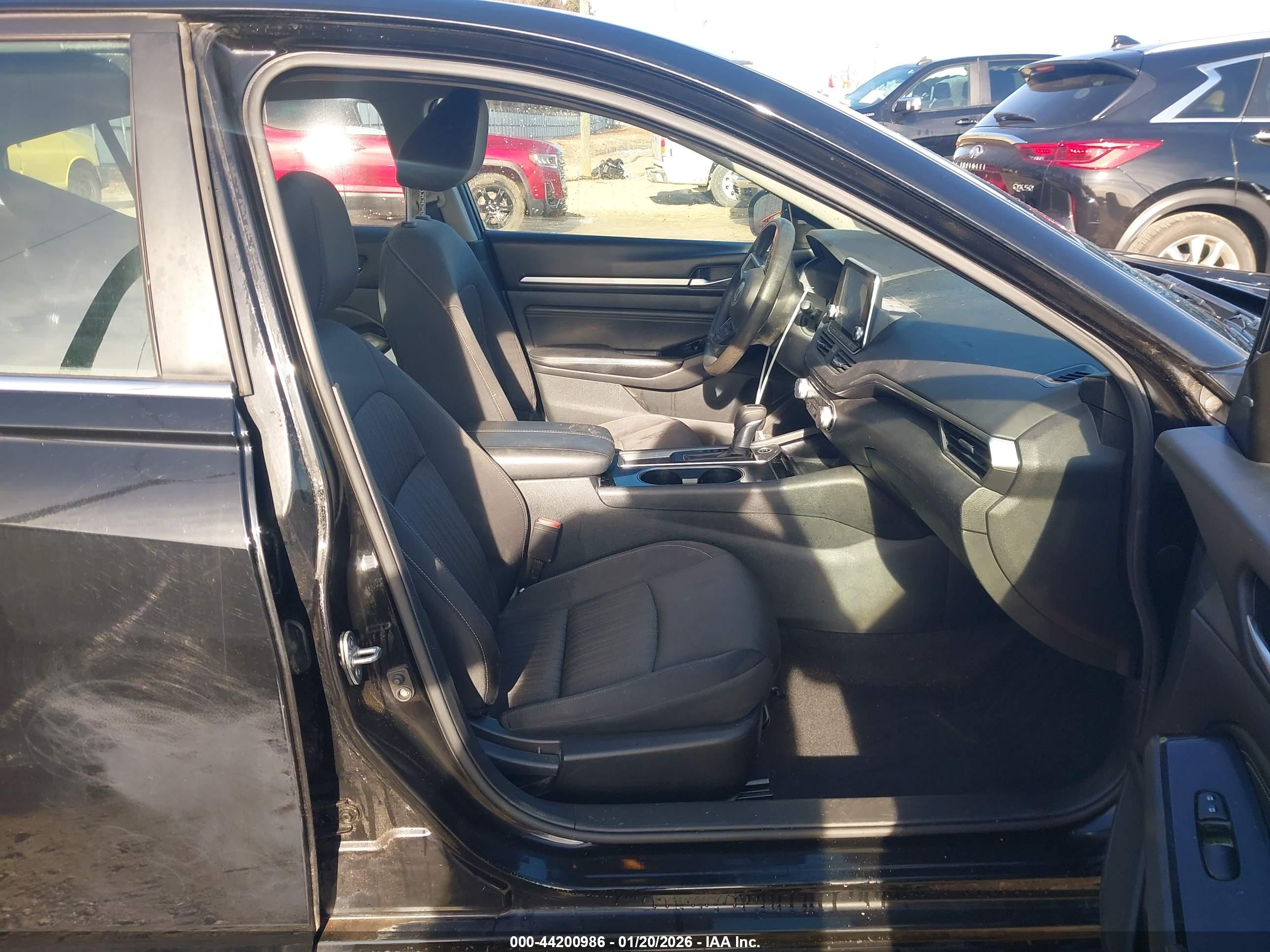 NISSAN ALTIMA image 5