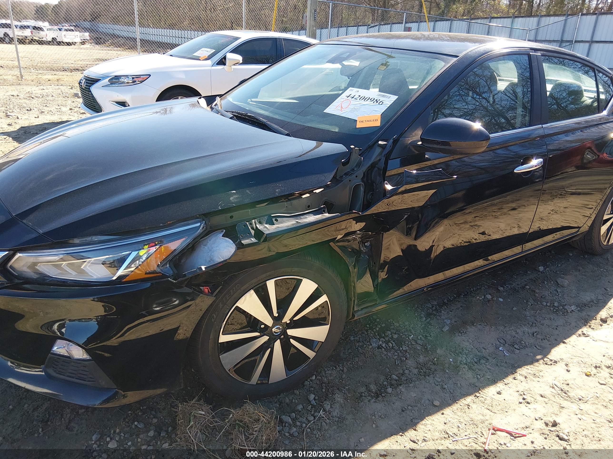 NISSAN ALTIMA image 6