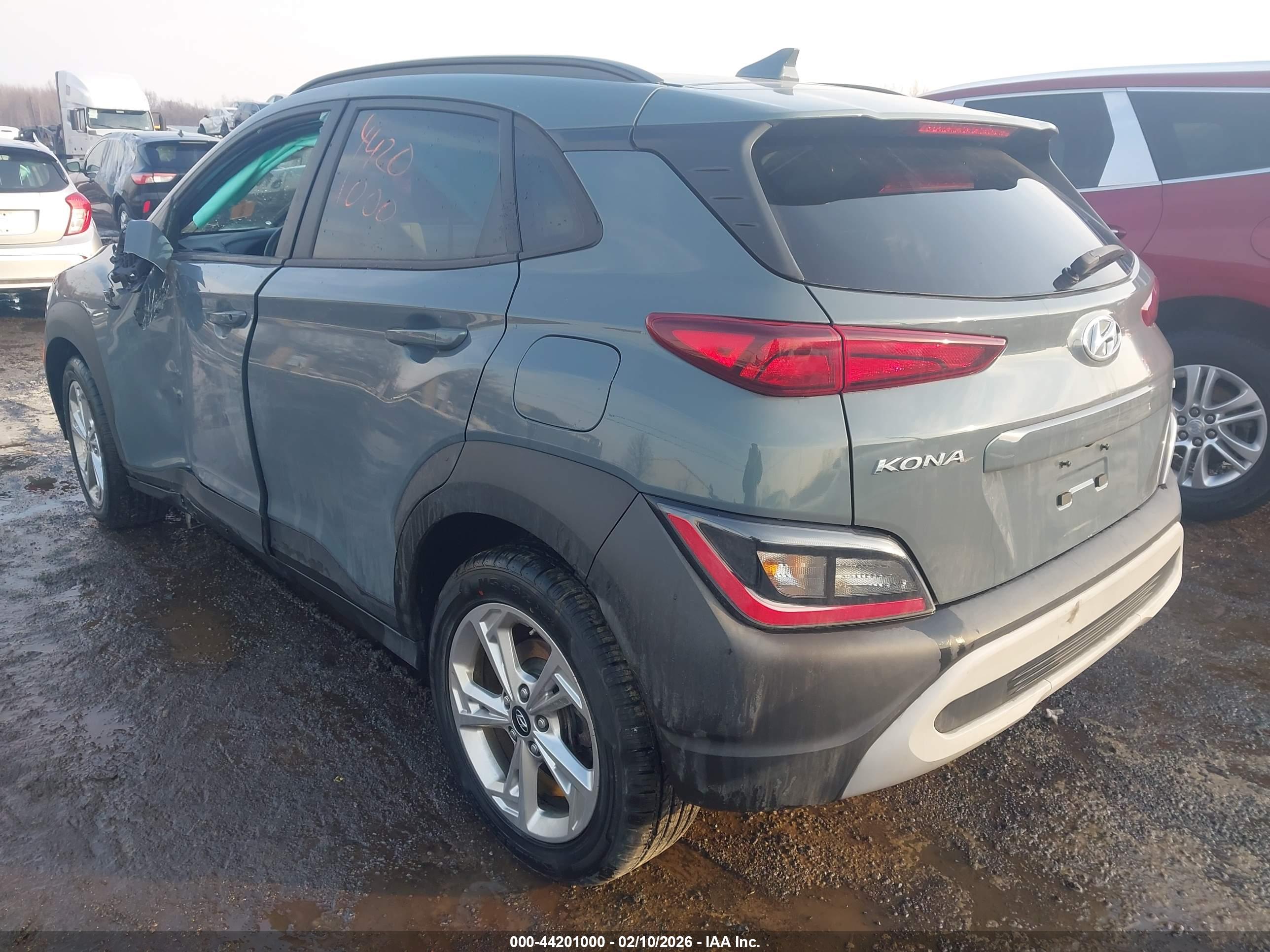 HYUNDAI KONA image 3