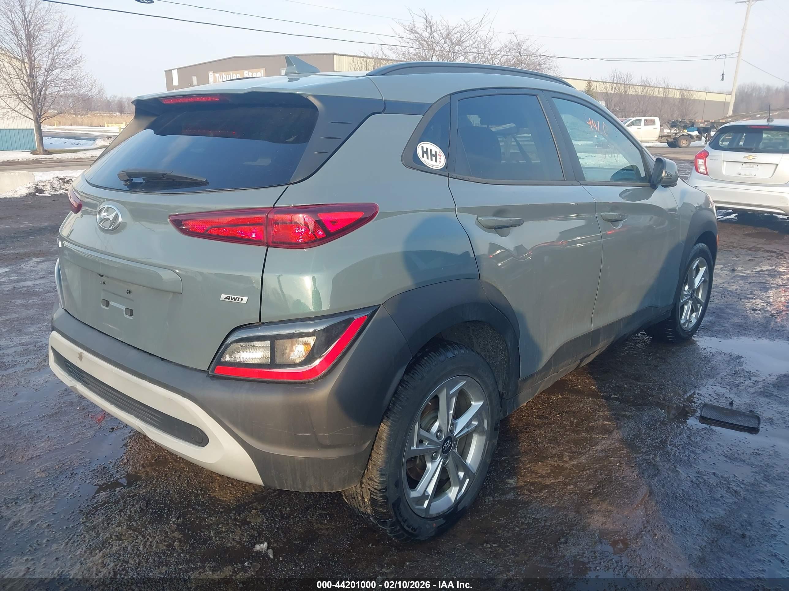 HYUNDAI KONA image 4