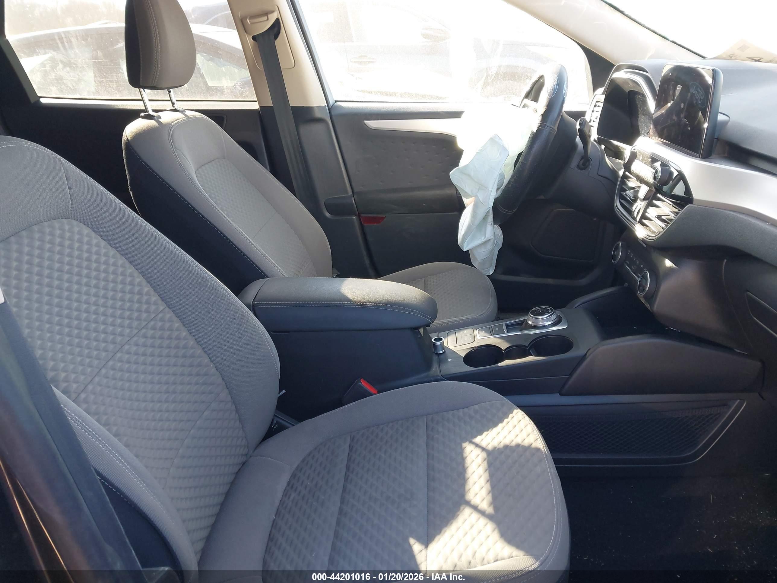 FORD ESCAPE image 5