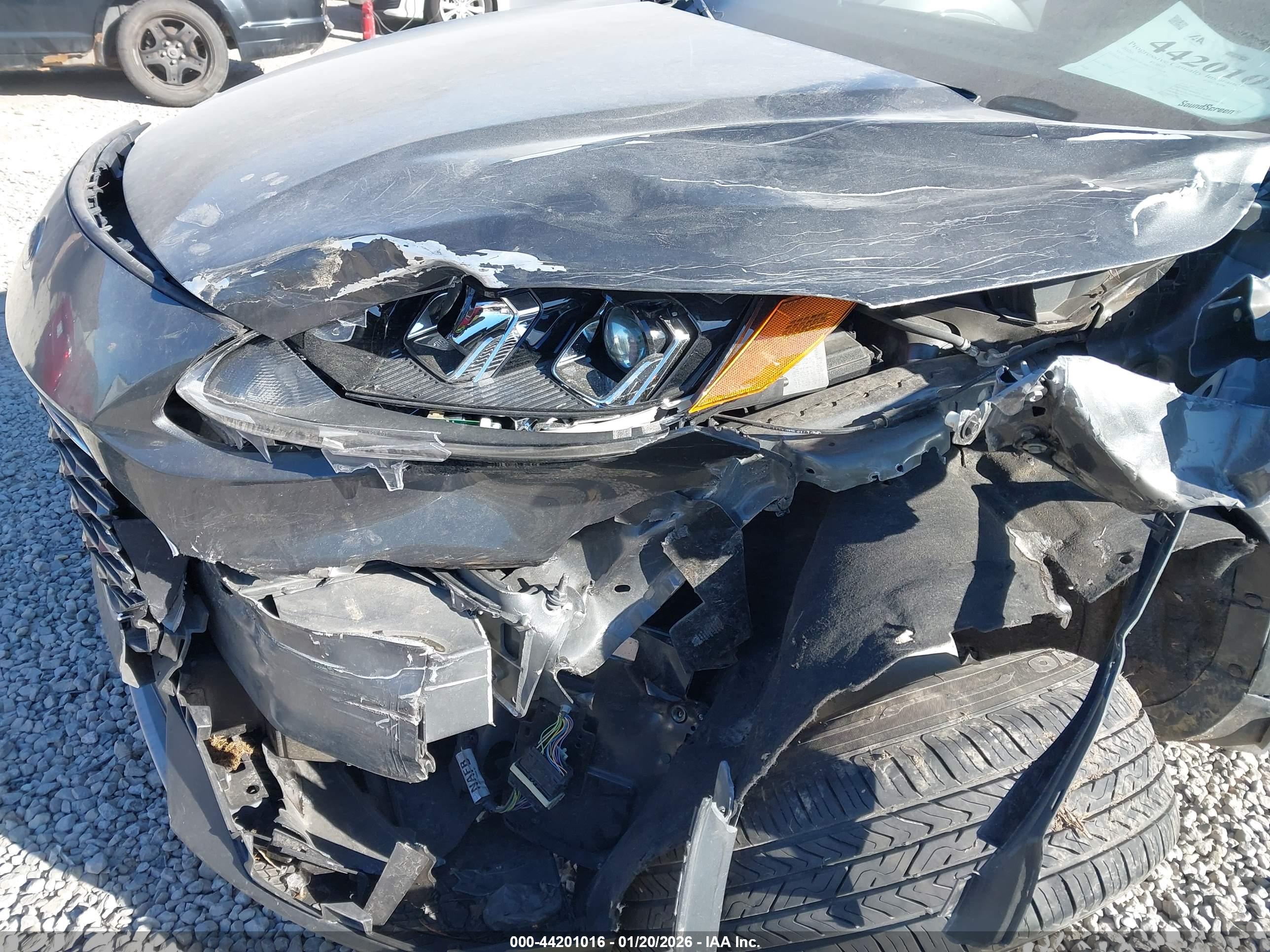 FORD ESCAPE image 6