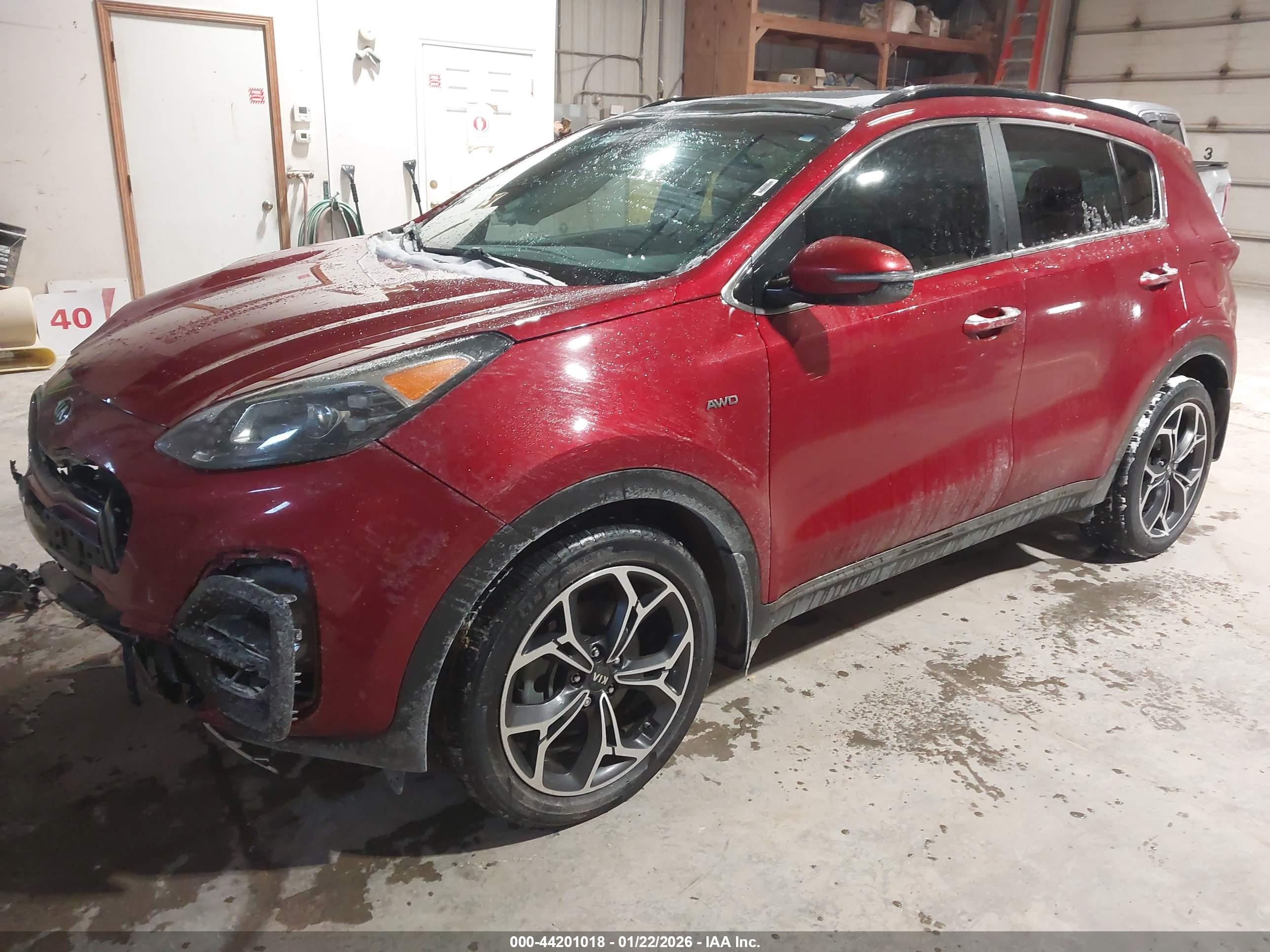 KIA SPORTAGE image 2