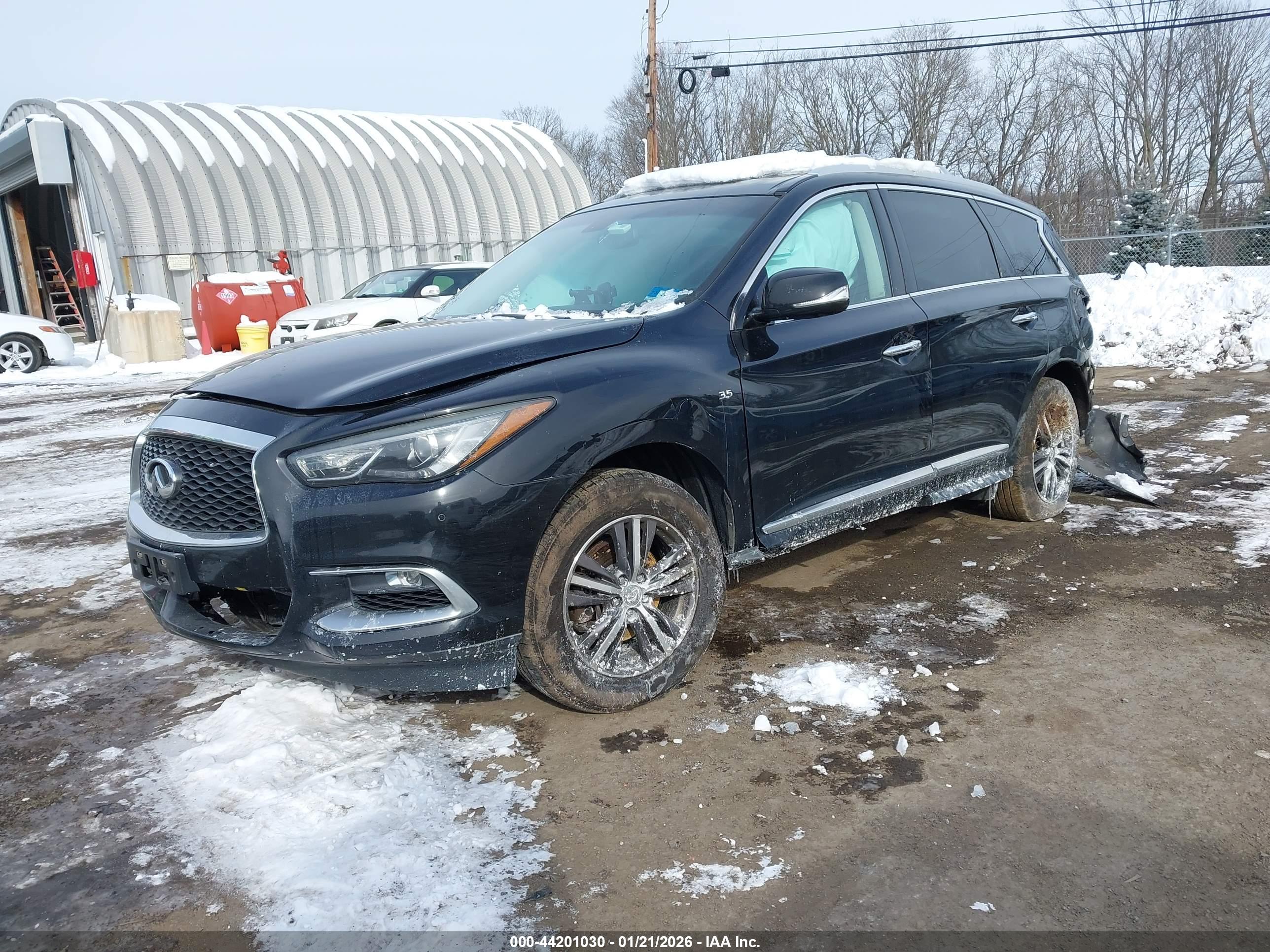 INFINITI QX60 image 2