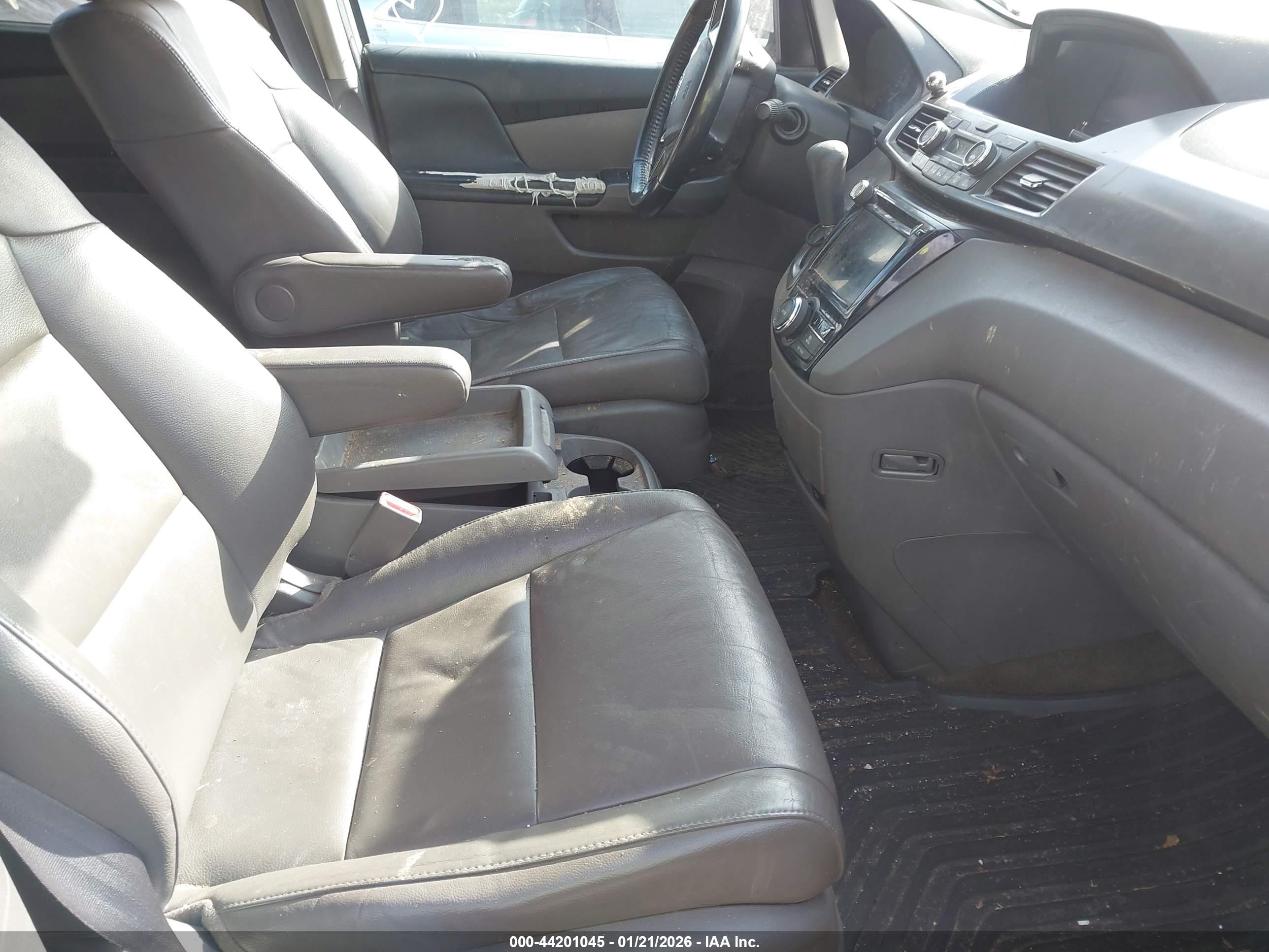 HONDA ODYSSEY image 5