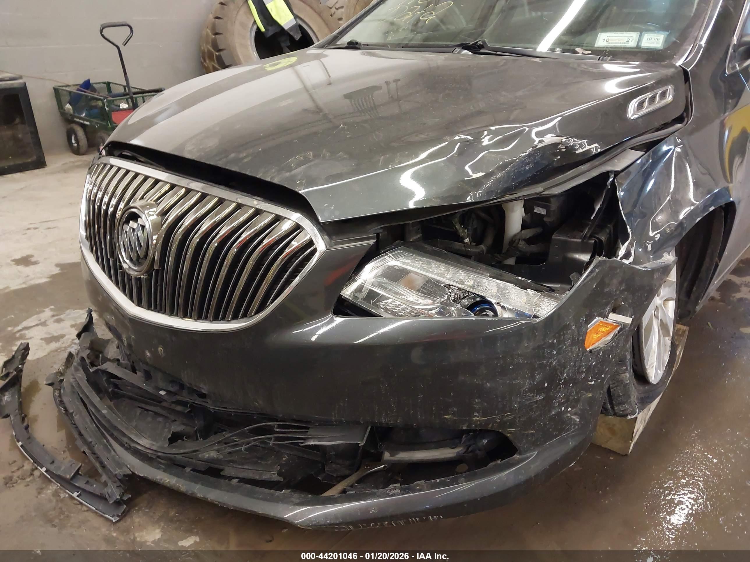 BUICK LACROSSE image 6