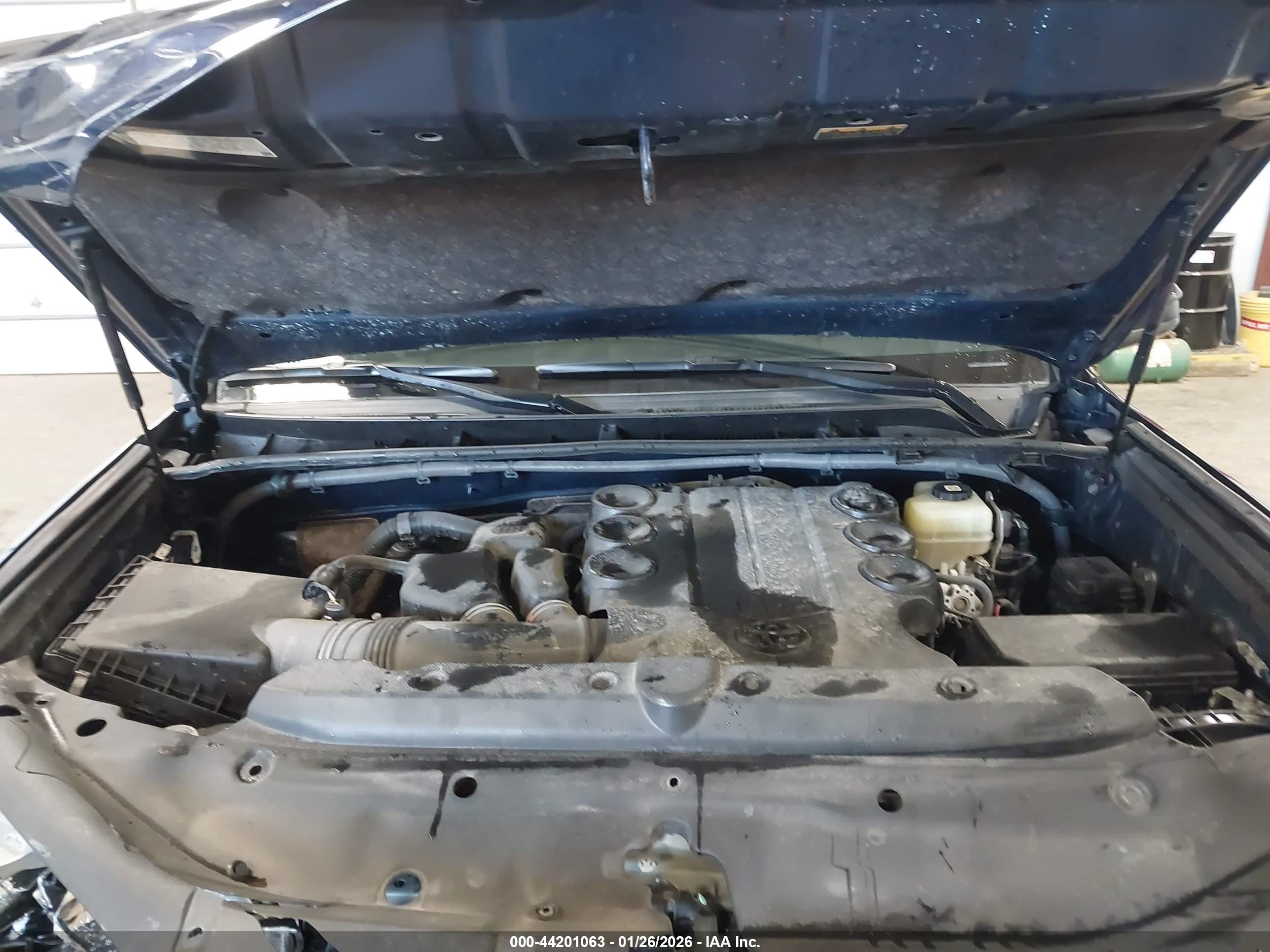 TOYOTA 4RUNNER image 10