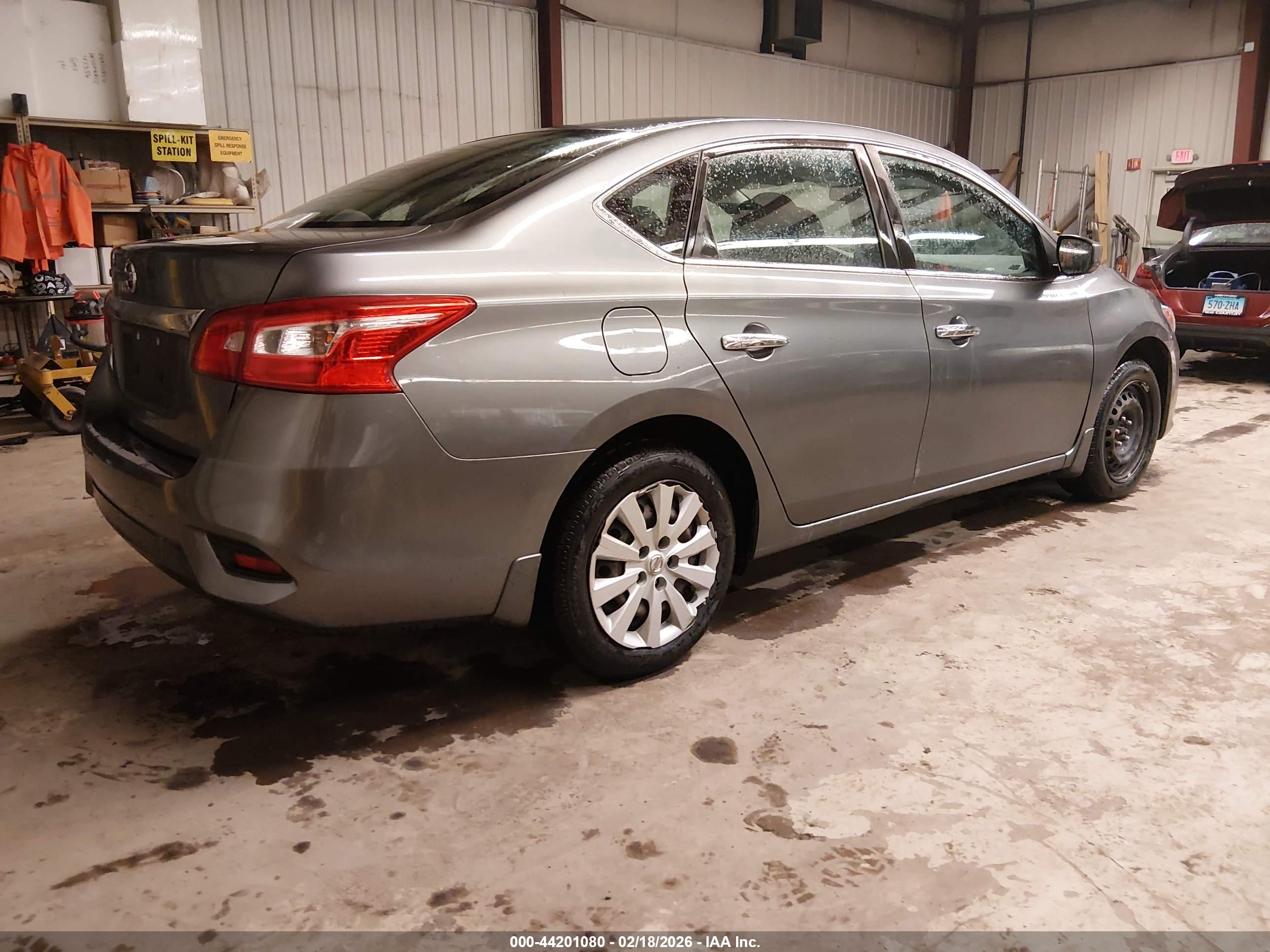 NISSAN SENTRA image 4