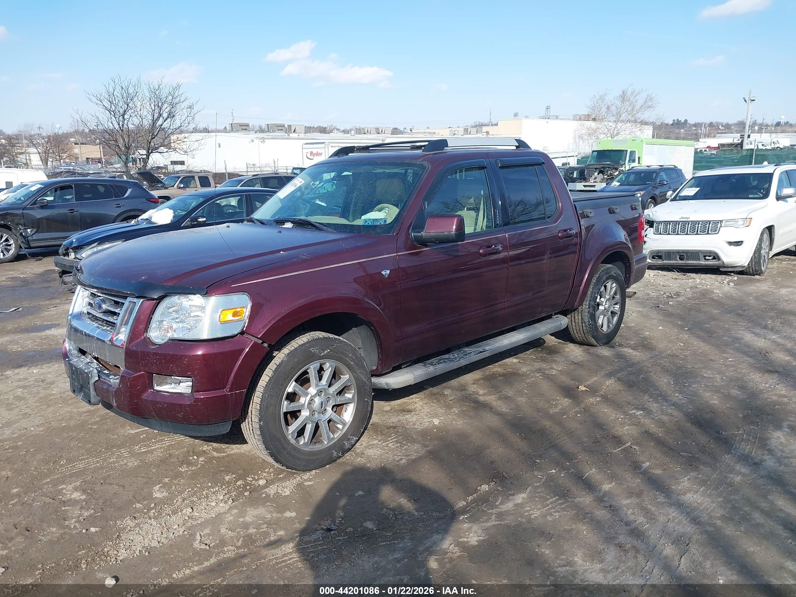 FORD EXPLORER image 2