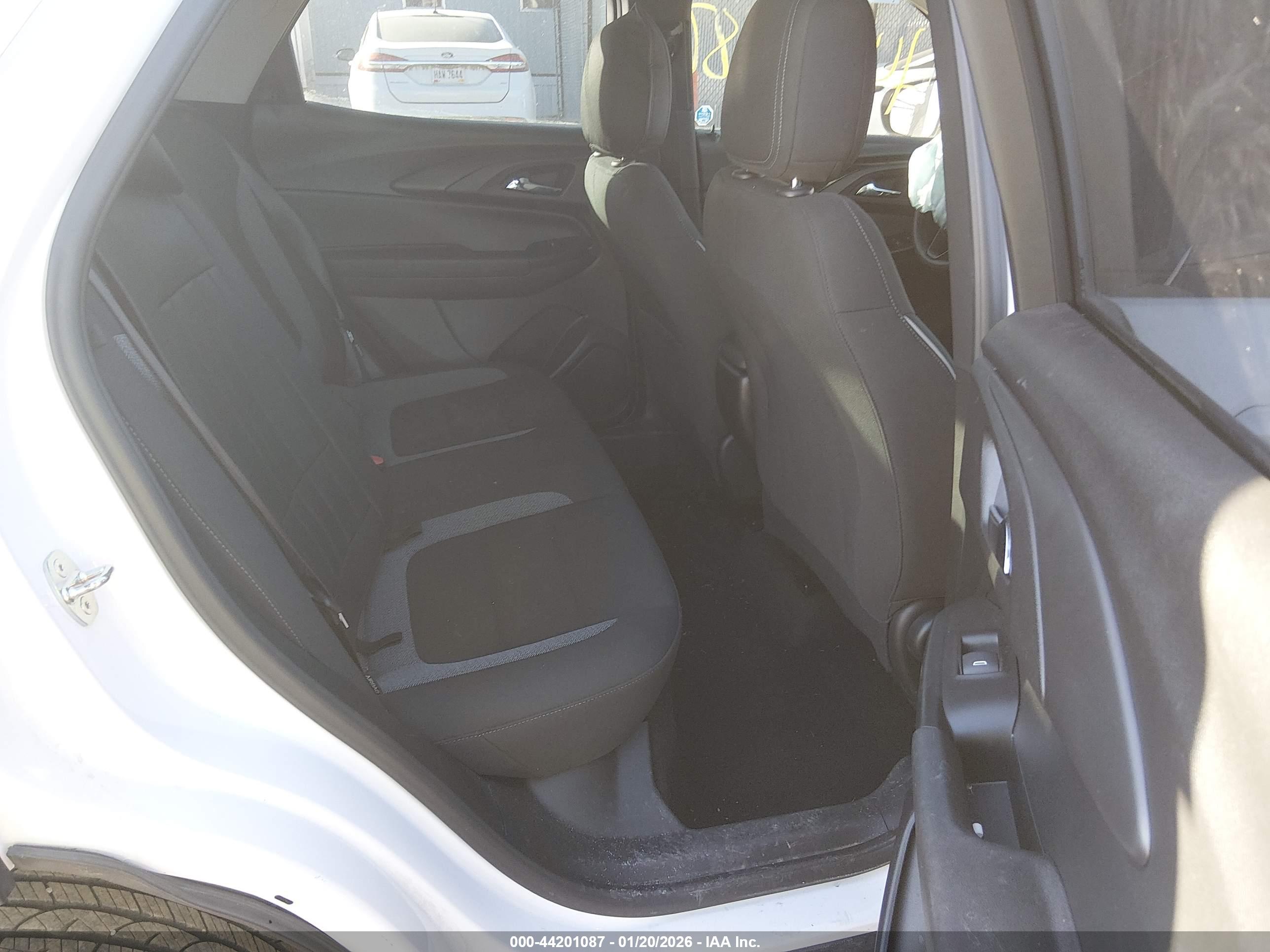 CHEVROLET TRAILBLAZER image 8