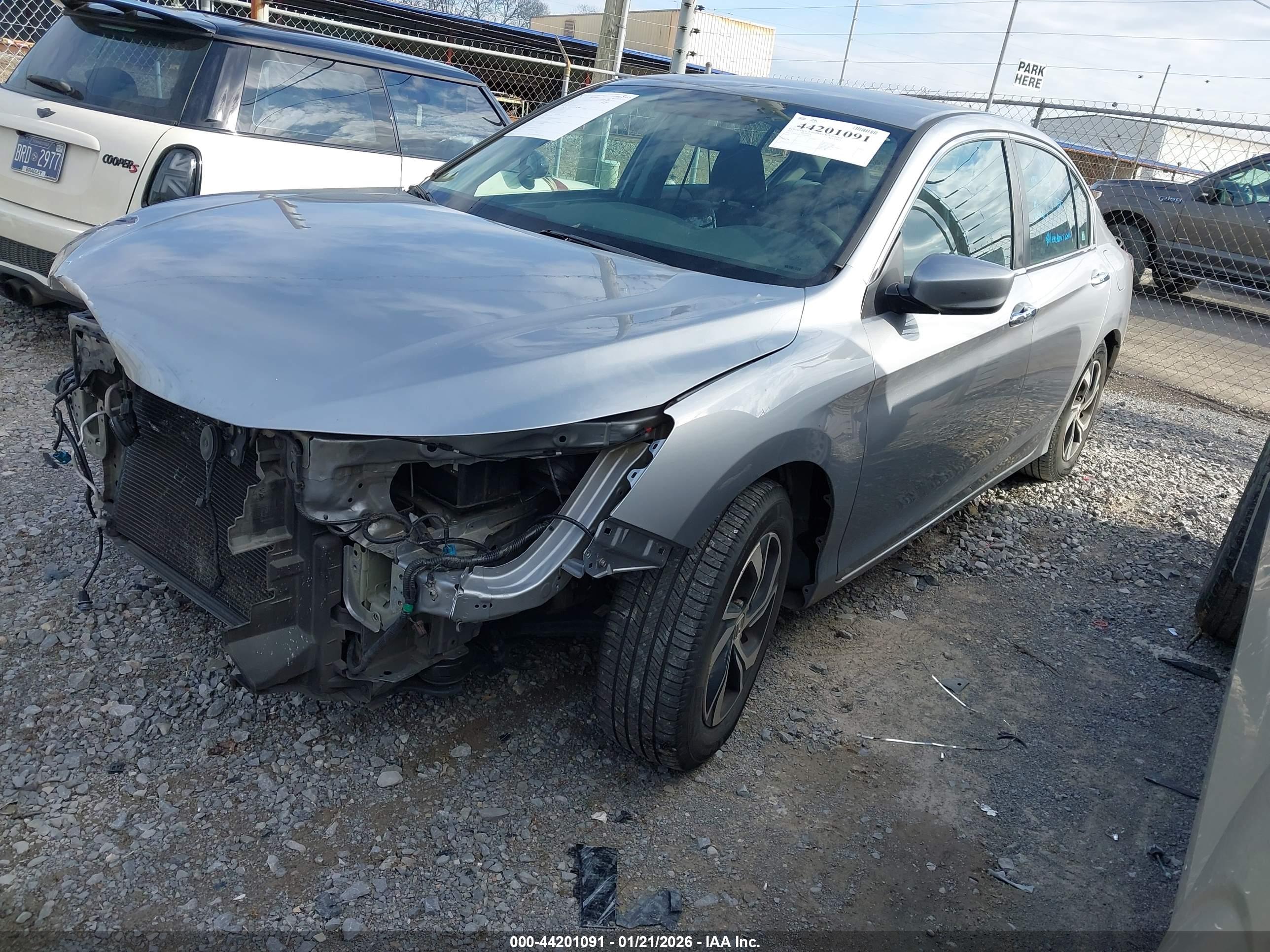 HONDA ACCORD image 2