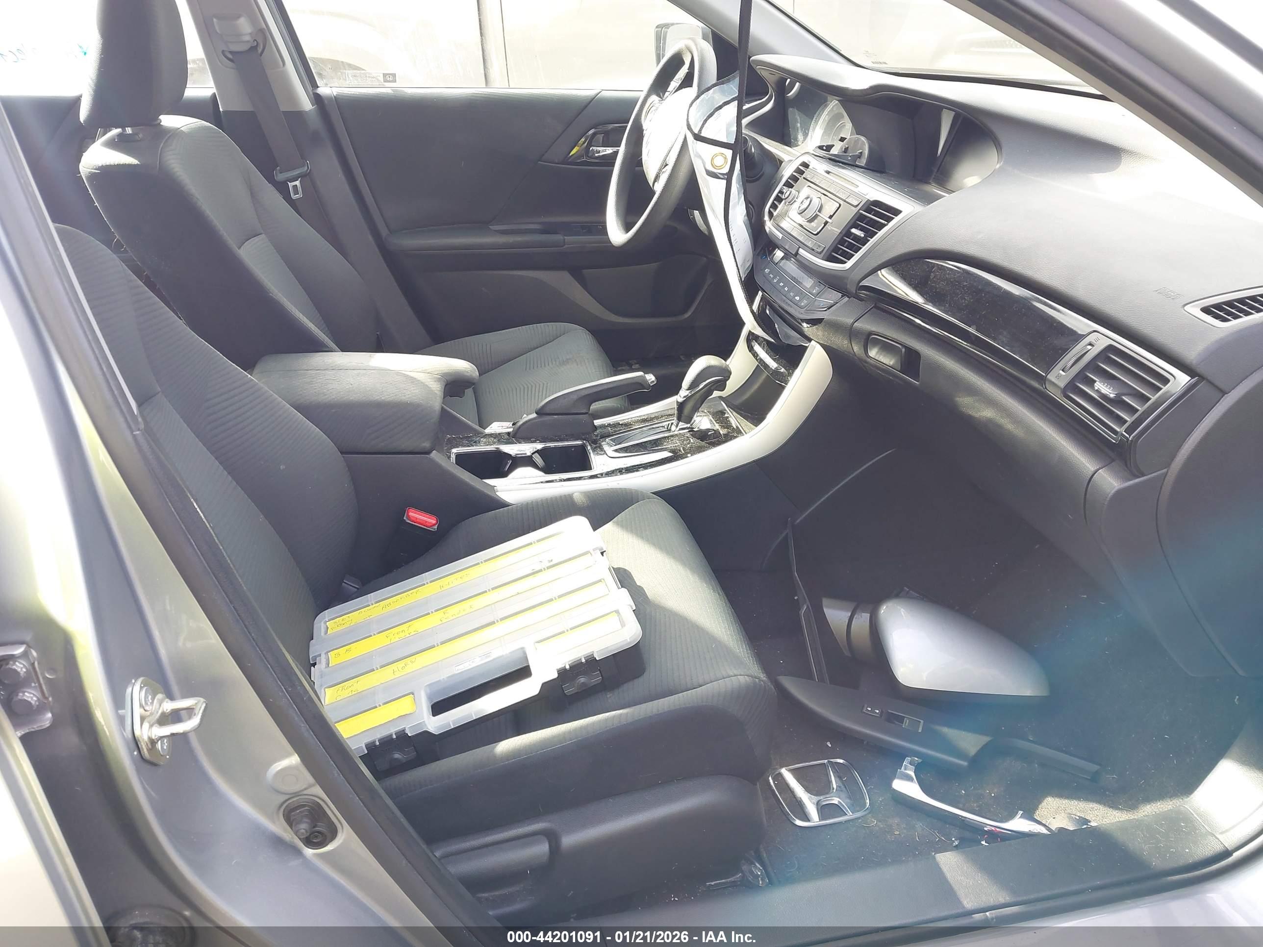 HONDA ACCORD image 5