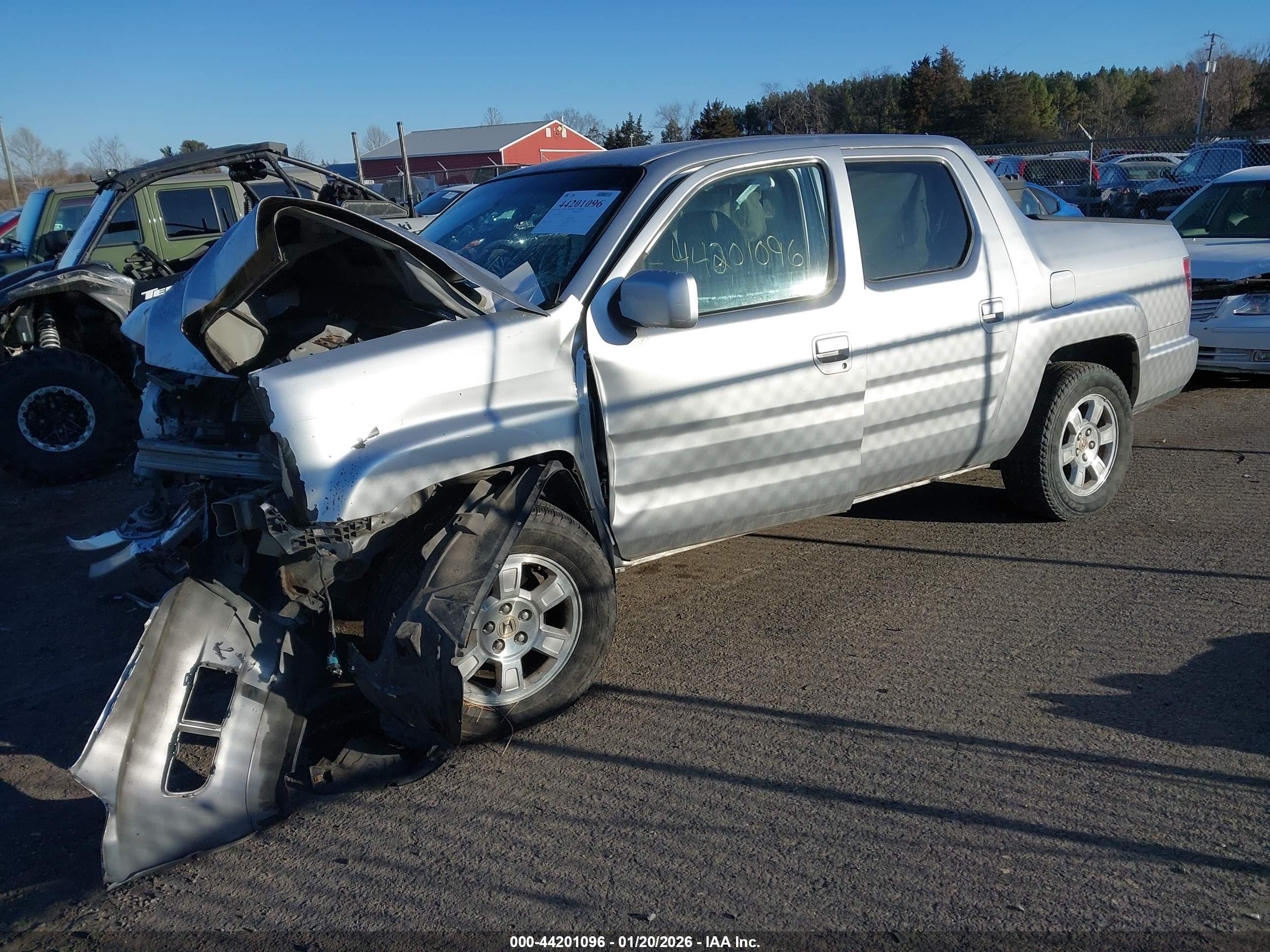 HONDA RIDGELINE image 2