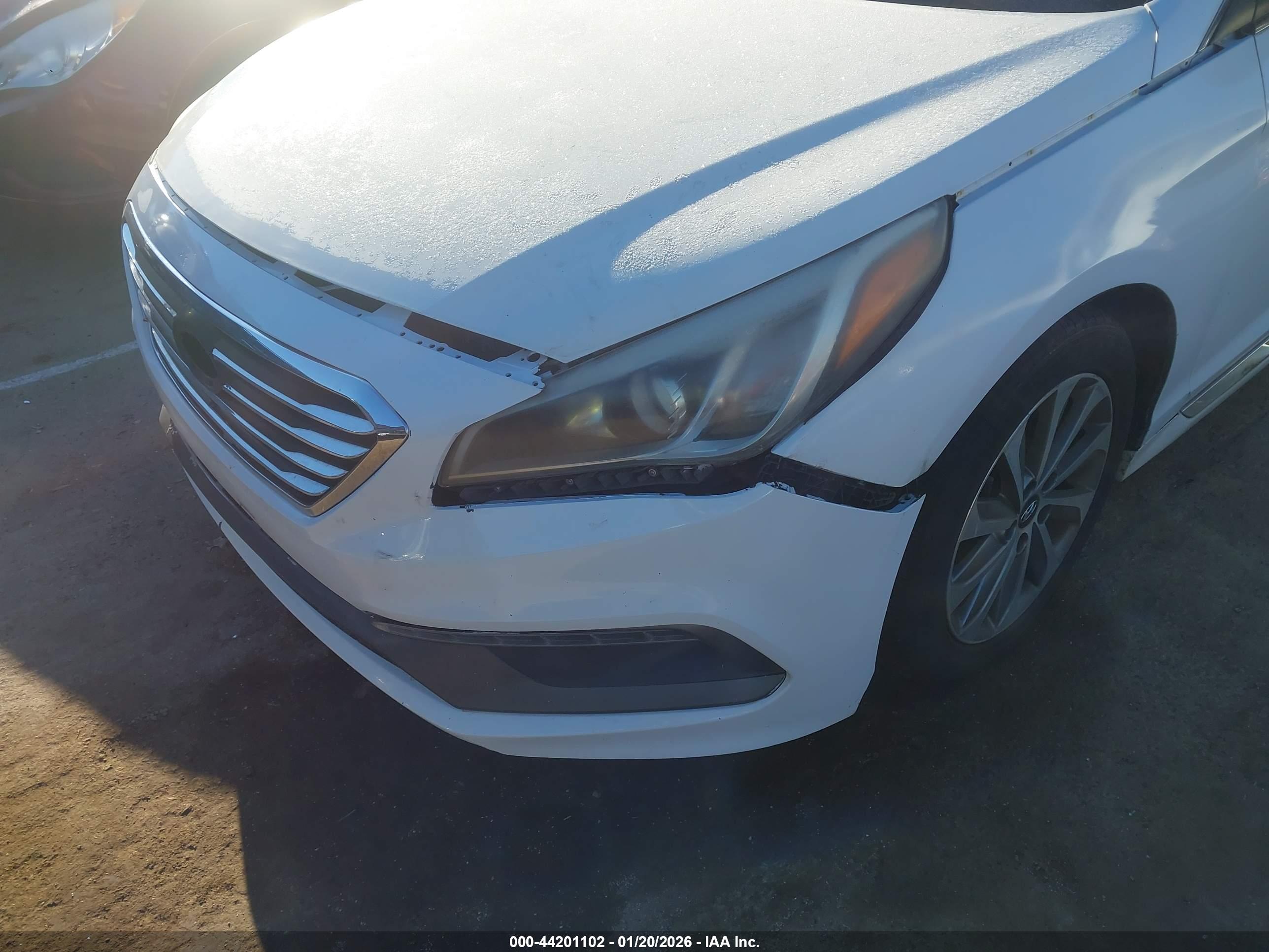 HYUNDAI SONATA image 6