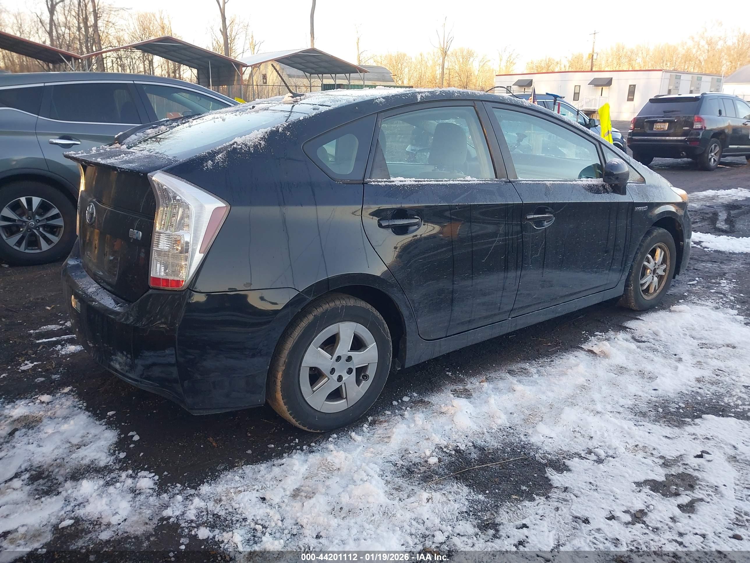 TOYOTA PRIUS image 4