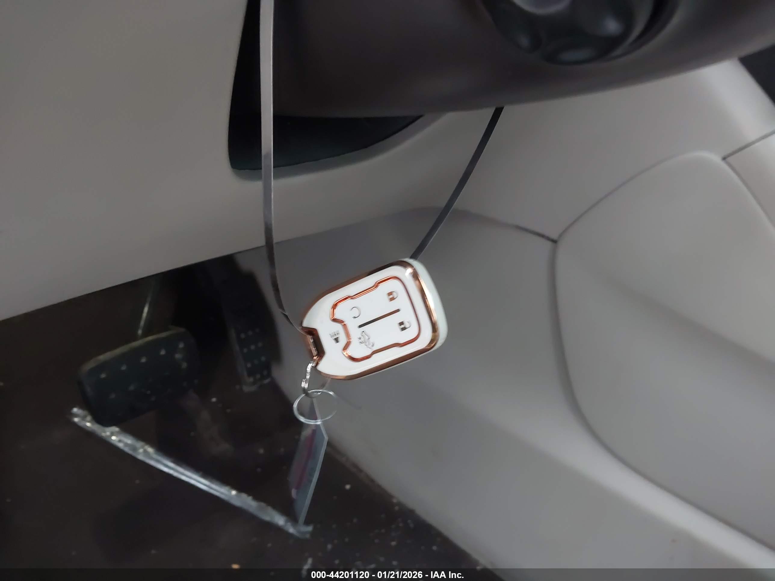 GMC ACADIA image 11