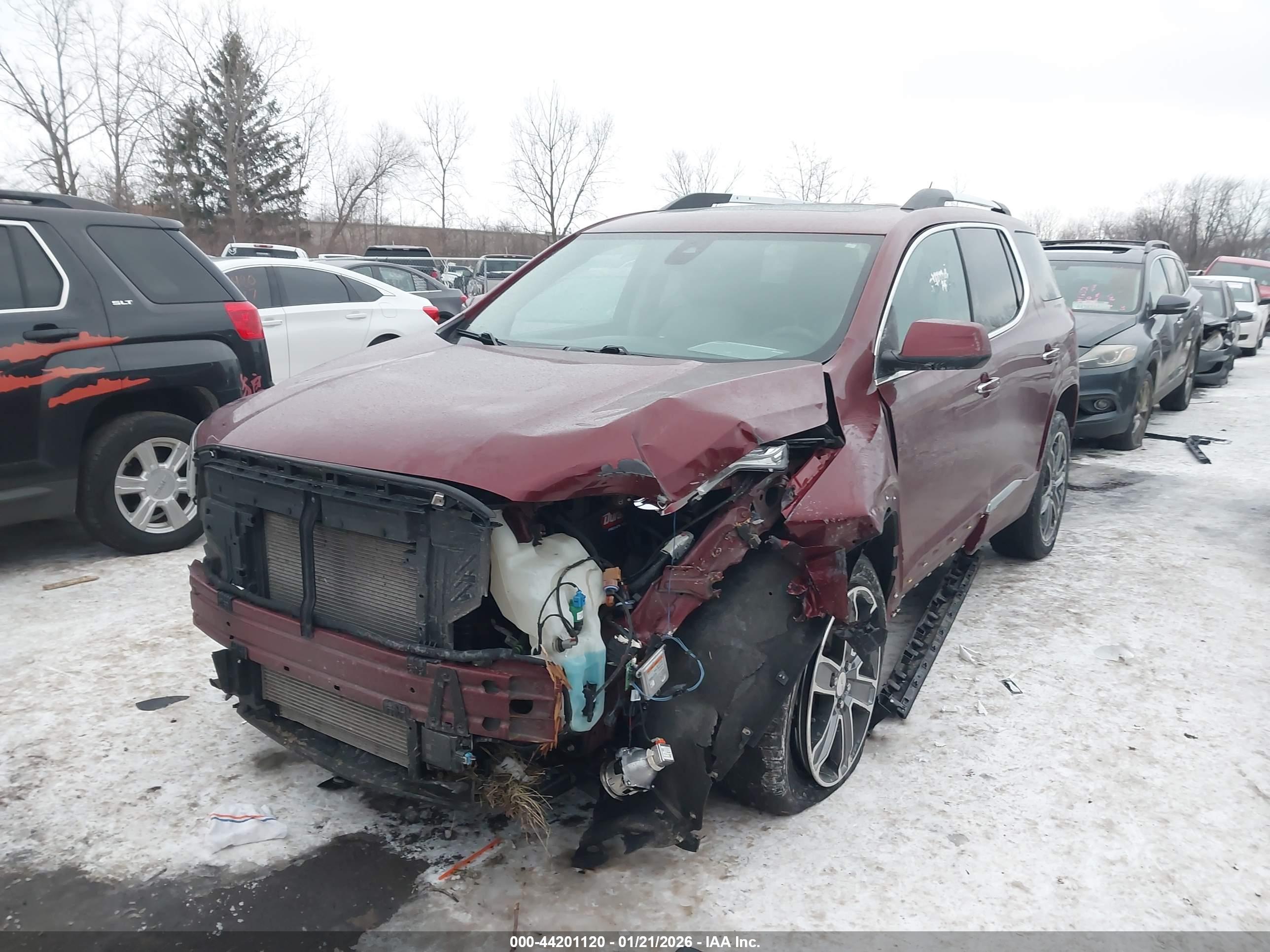 GMC ACADIA image 2