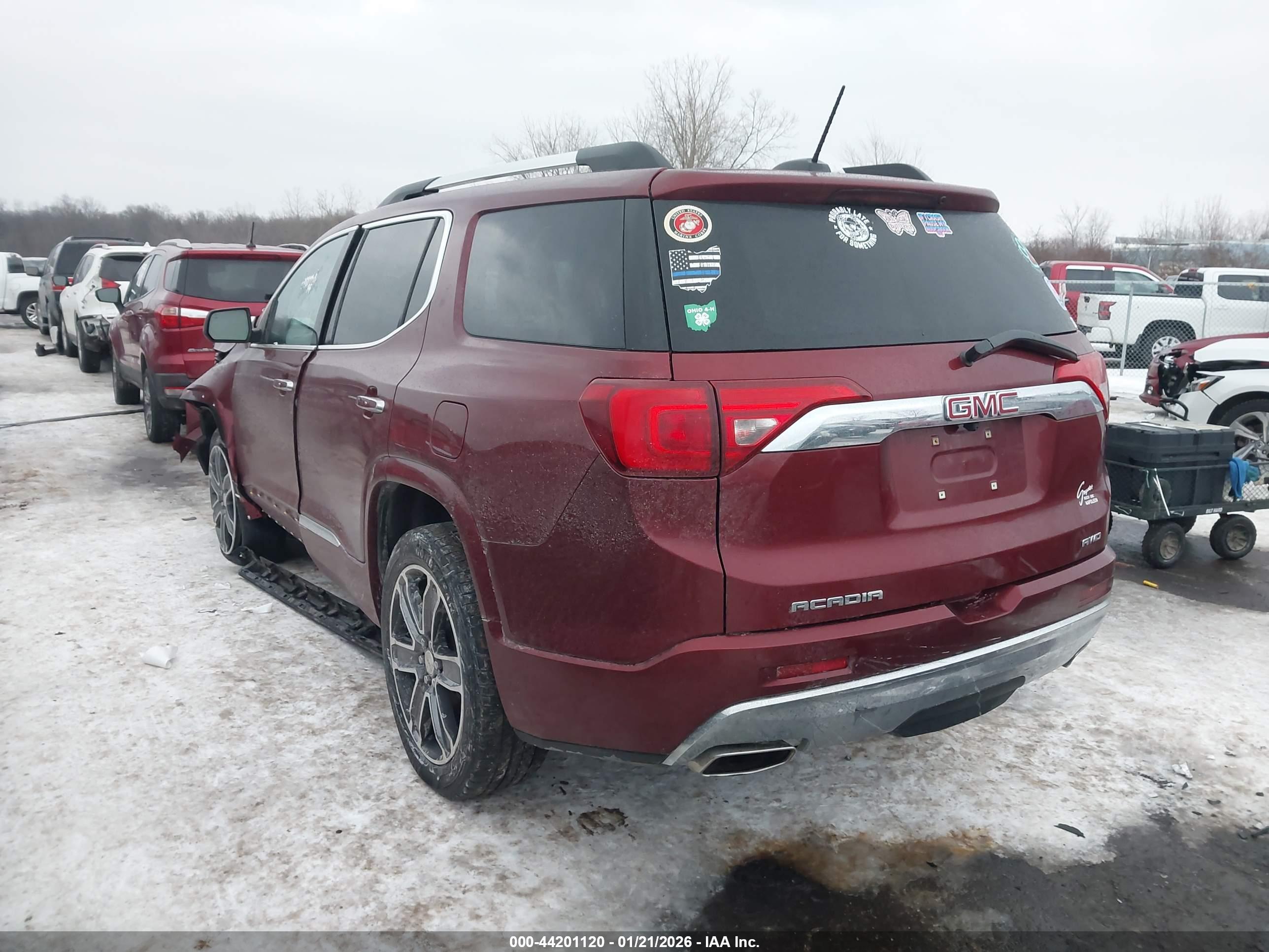 GMC ACADIA image 3
