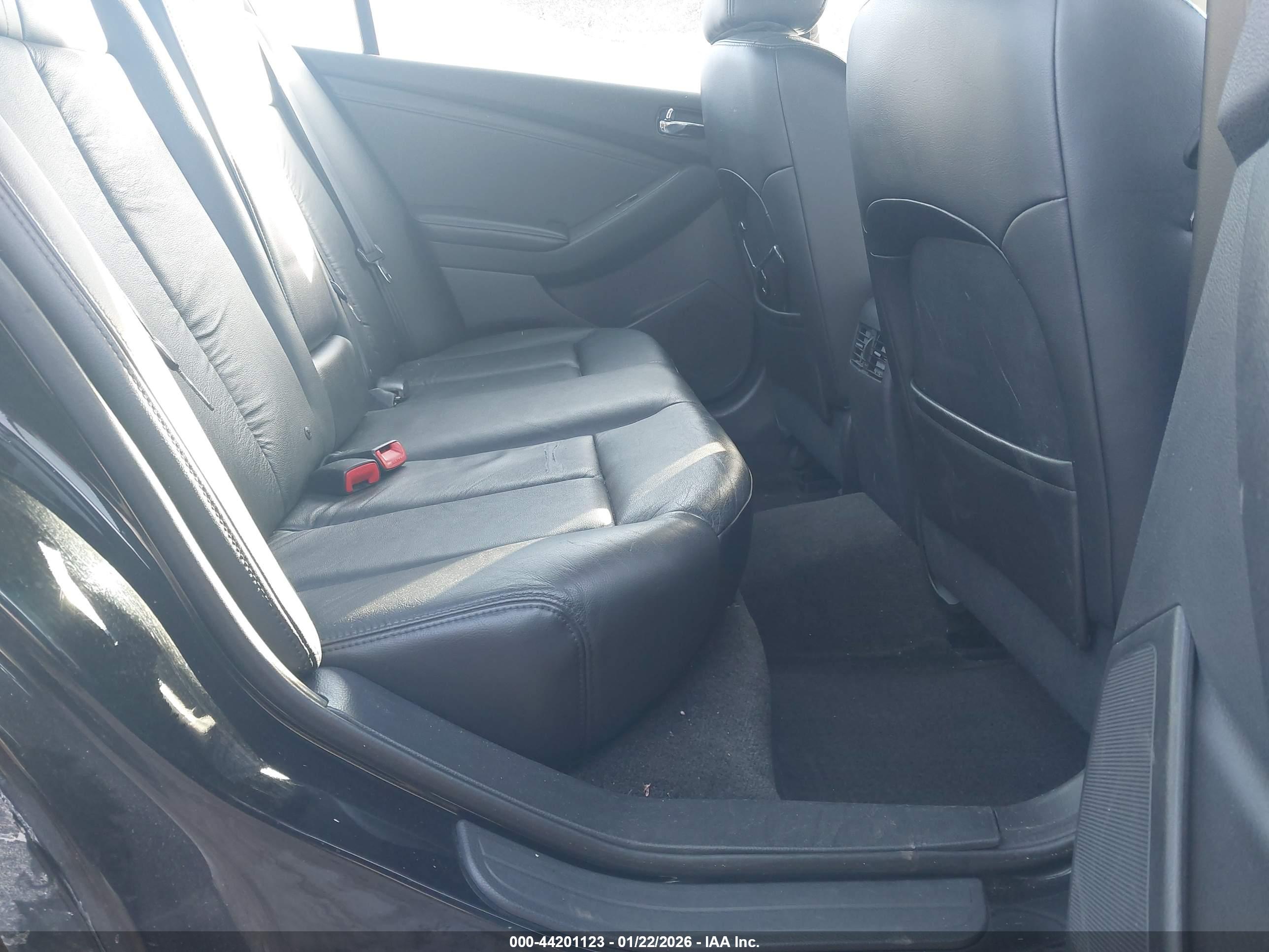 NISSAN ALTIMA image 5