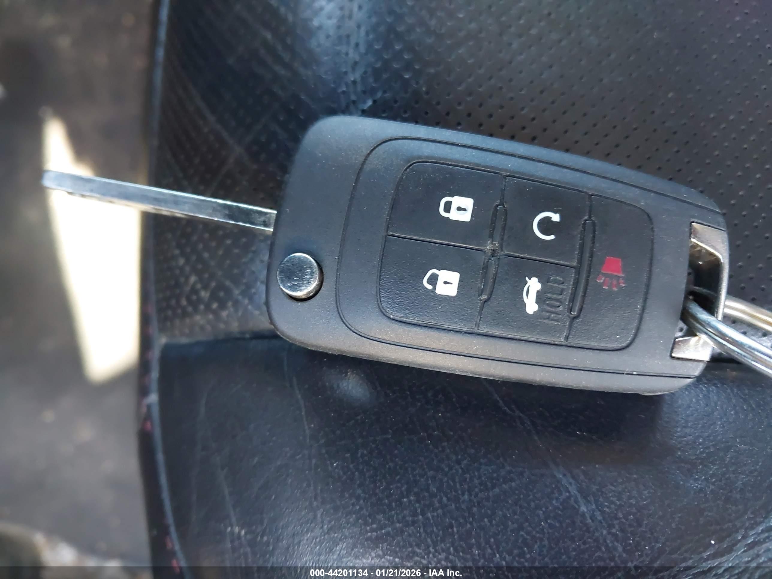 GMC TERRAIN image 11