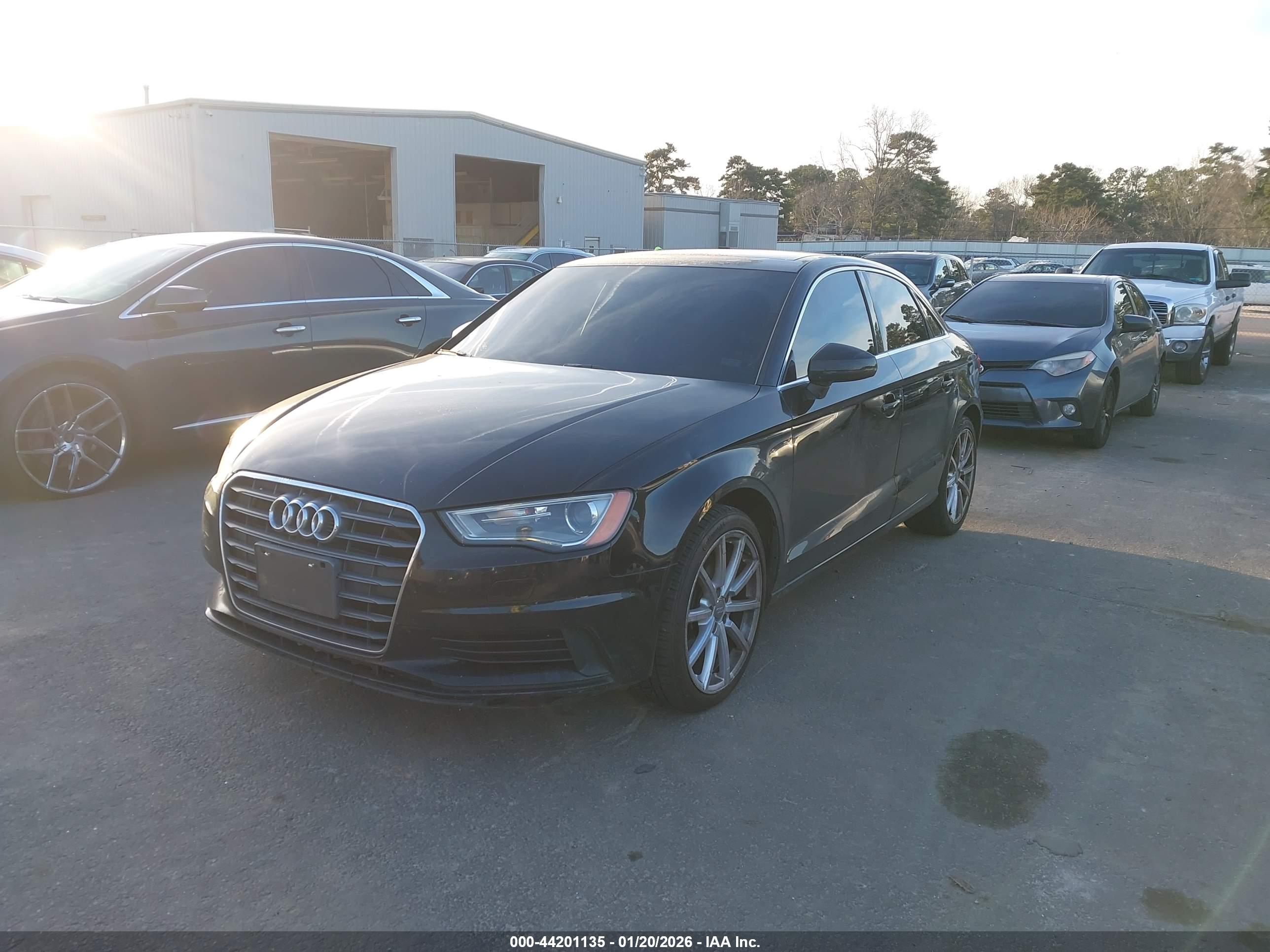 AUDI A3 image 2