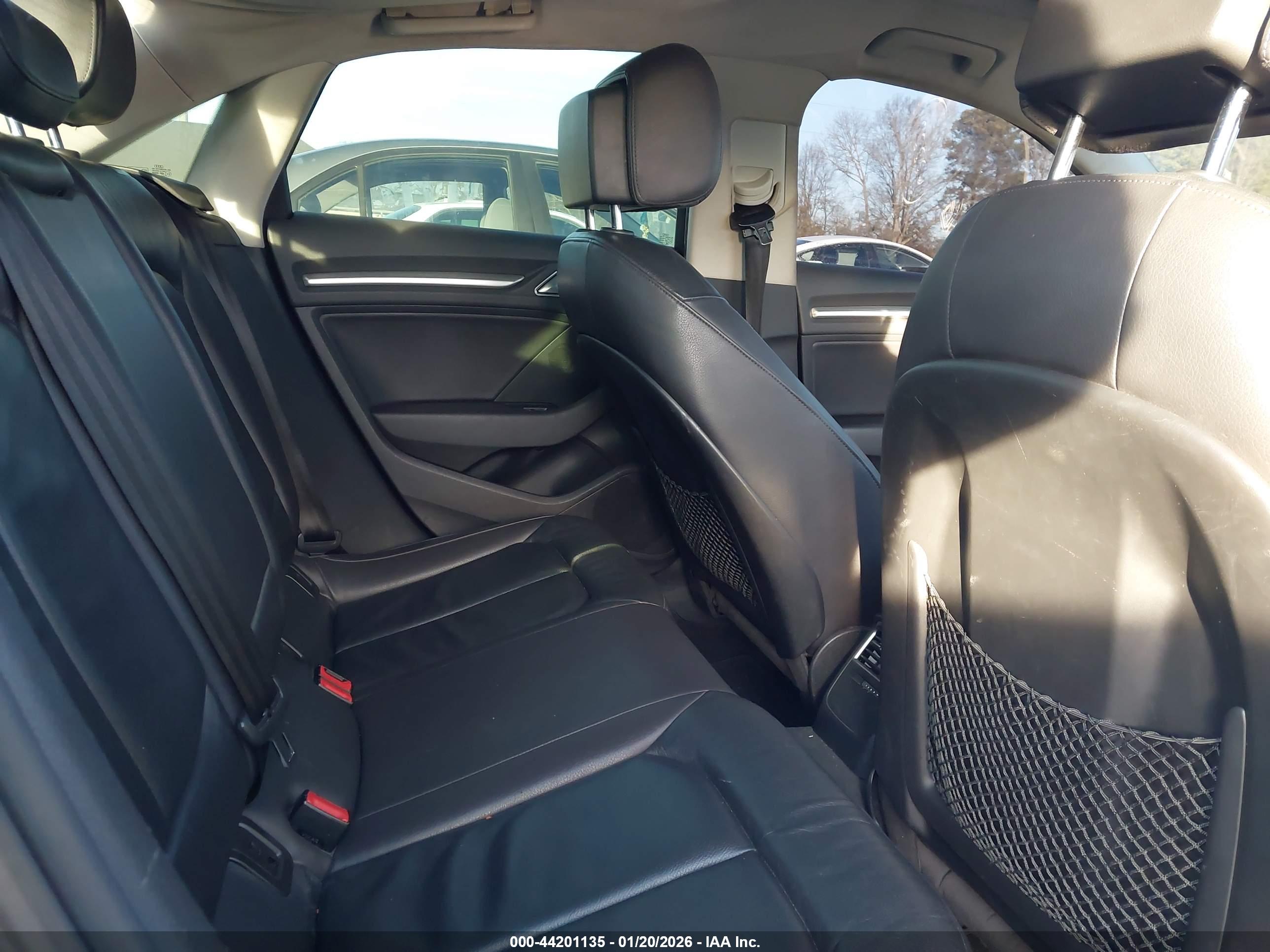 AUDI A3 image 8