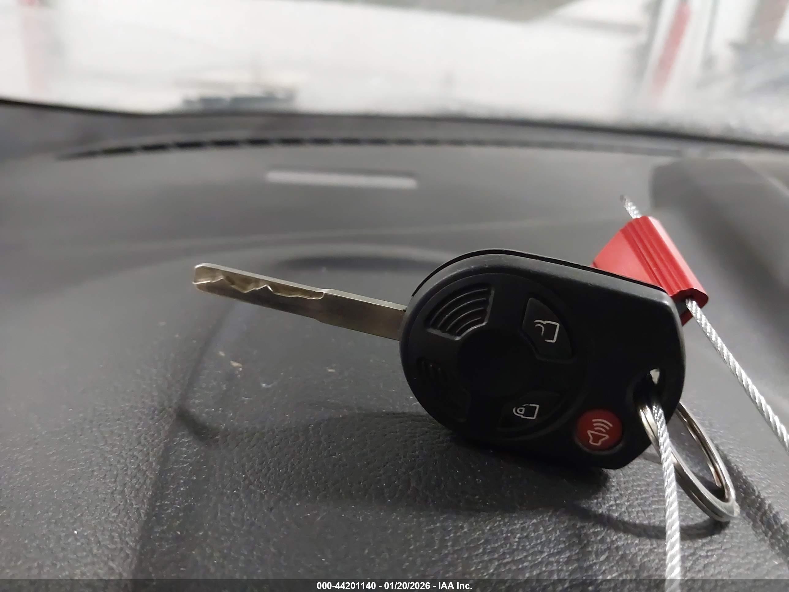 FORD ESCAPE image 11