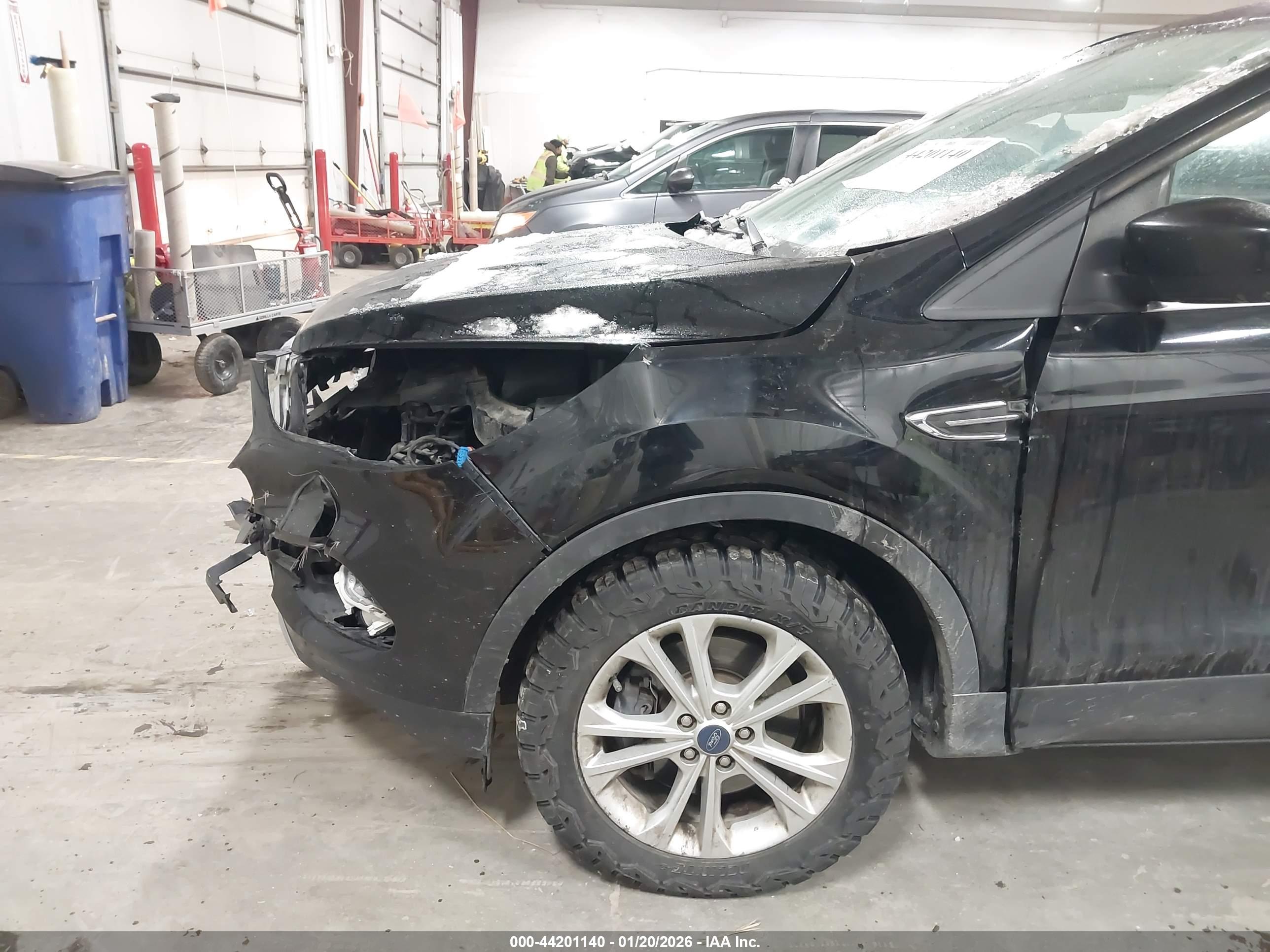 FORD ESCAPE image 6