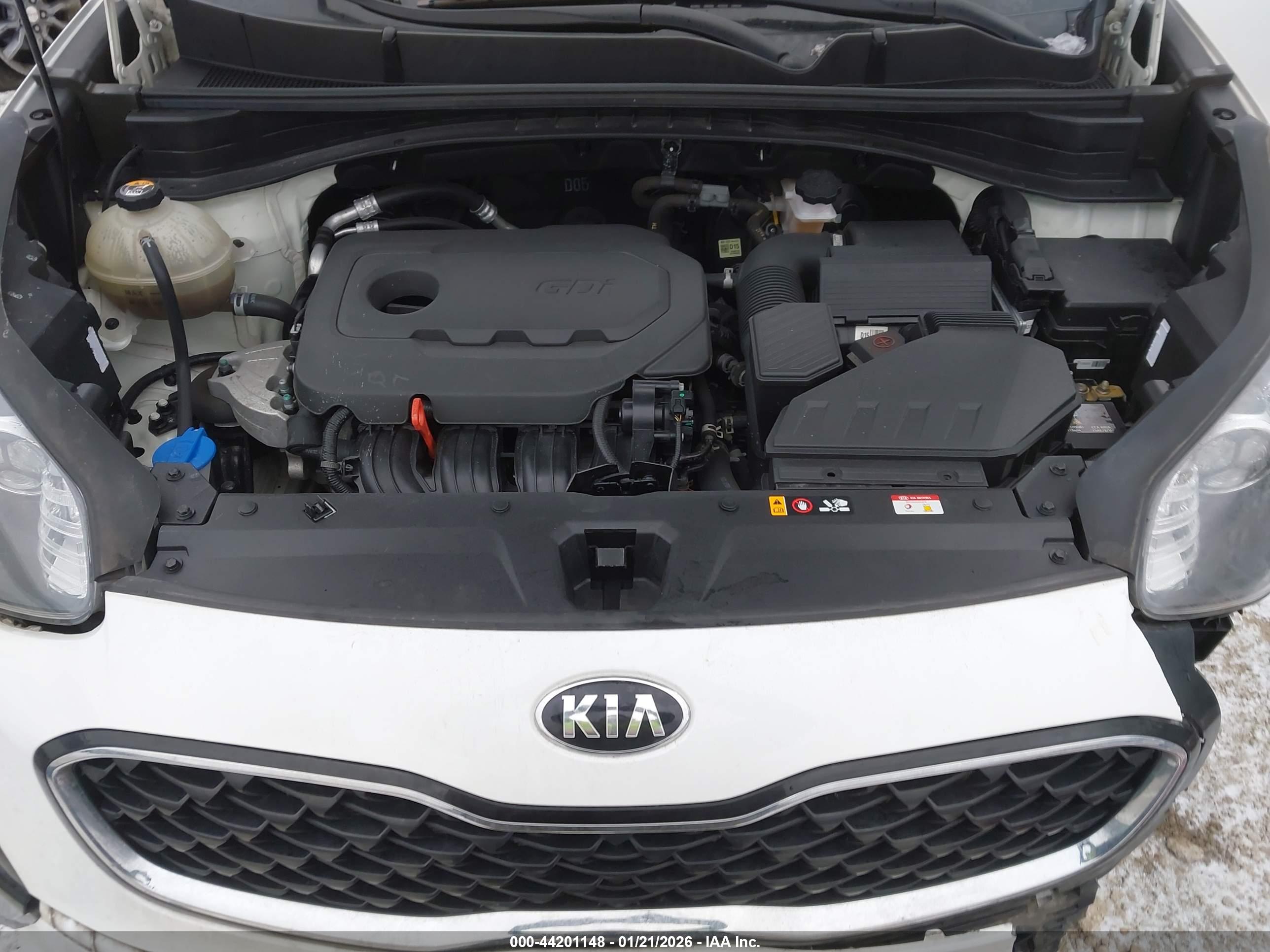 KIA SPORTAGE image 10