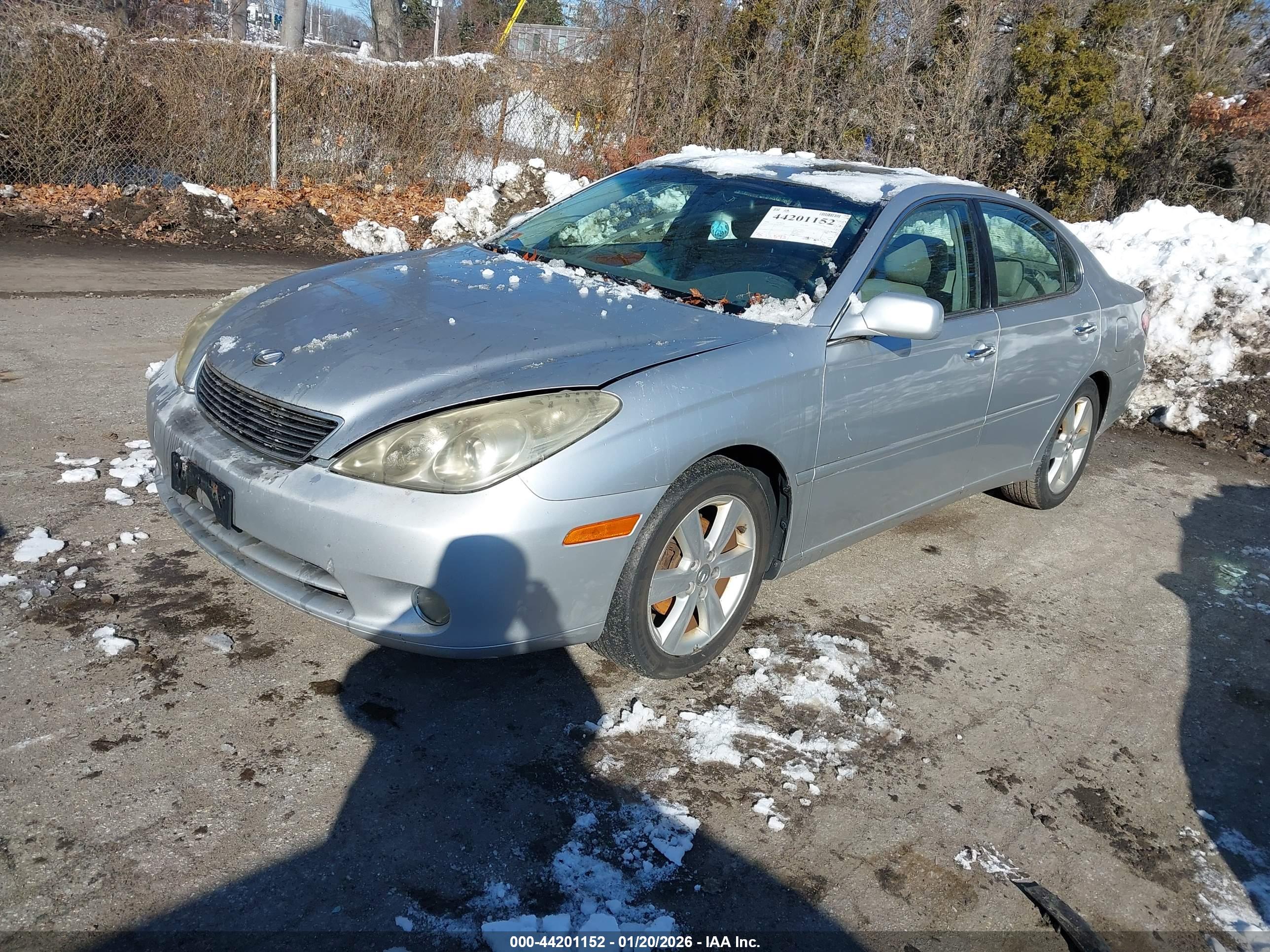 LEXUS ES image 2
